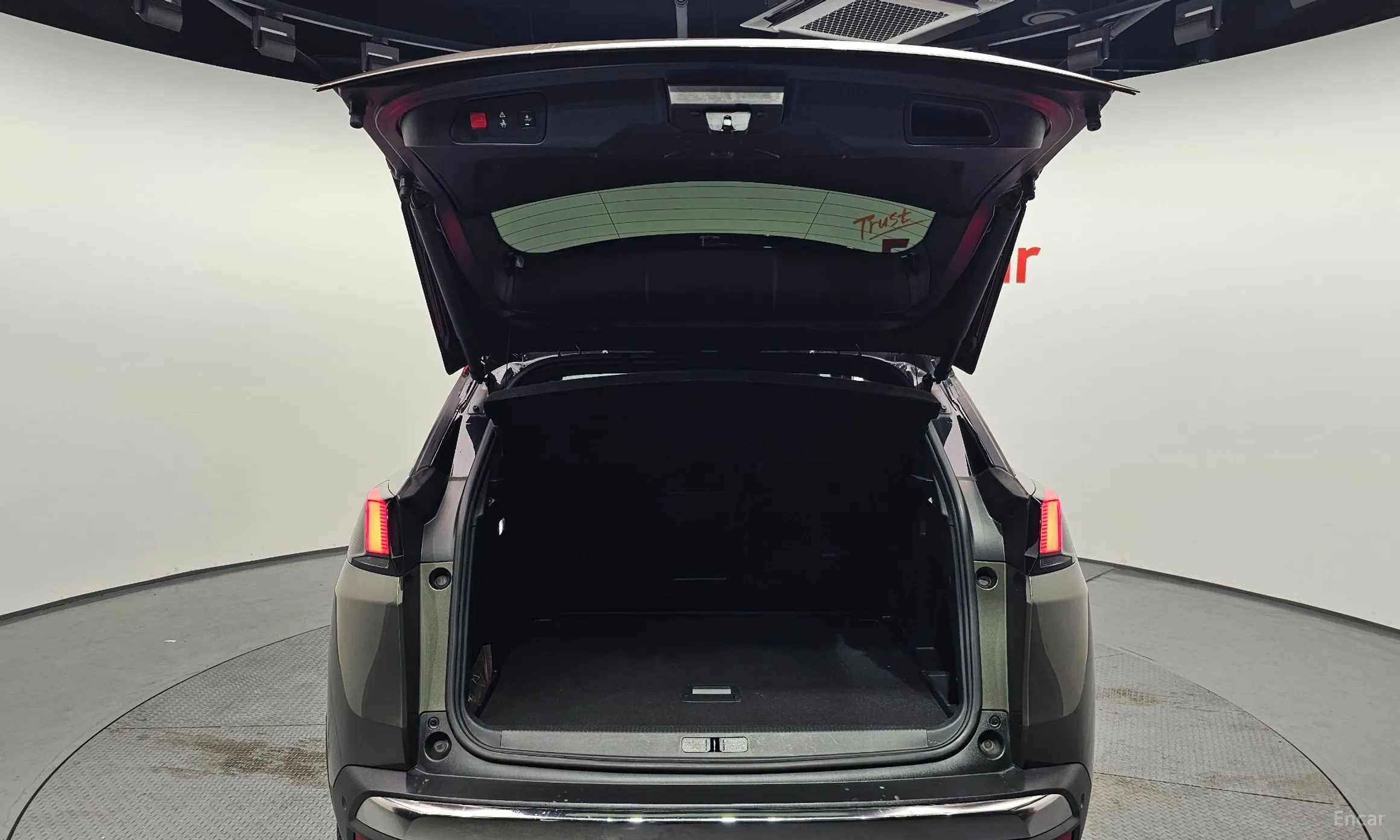 Peugeot 3008 2nd generation превью 20