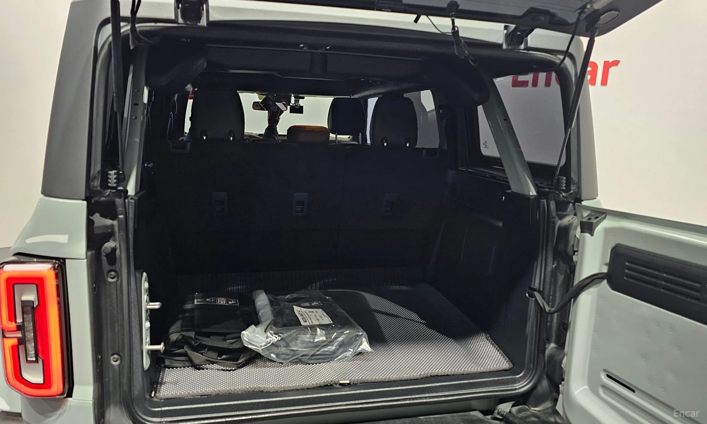 Ford Bronco 6th Generation превью 20
