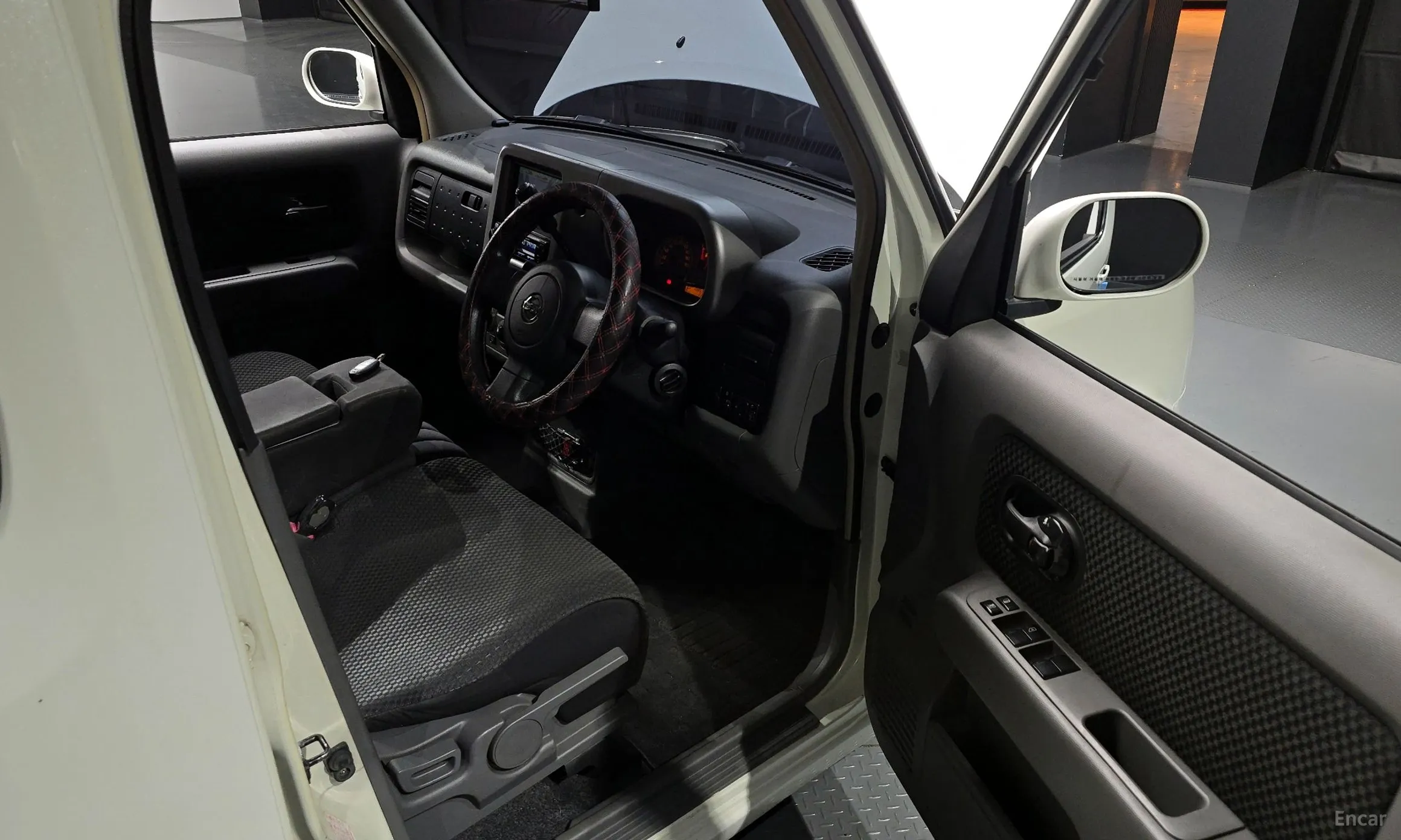 Nissan Cube превью 11