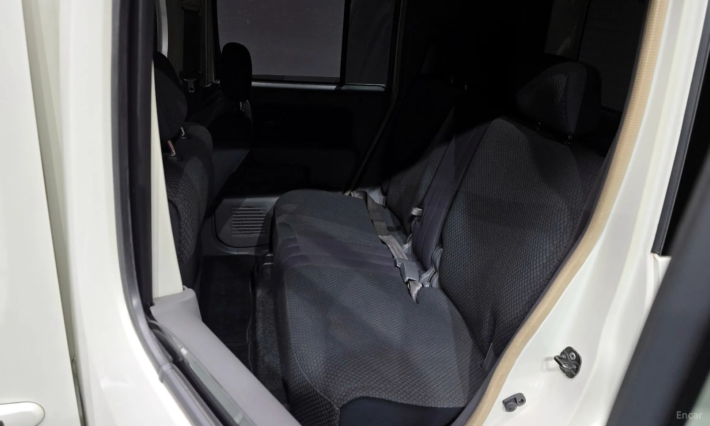 Nissan Cube превью 12
