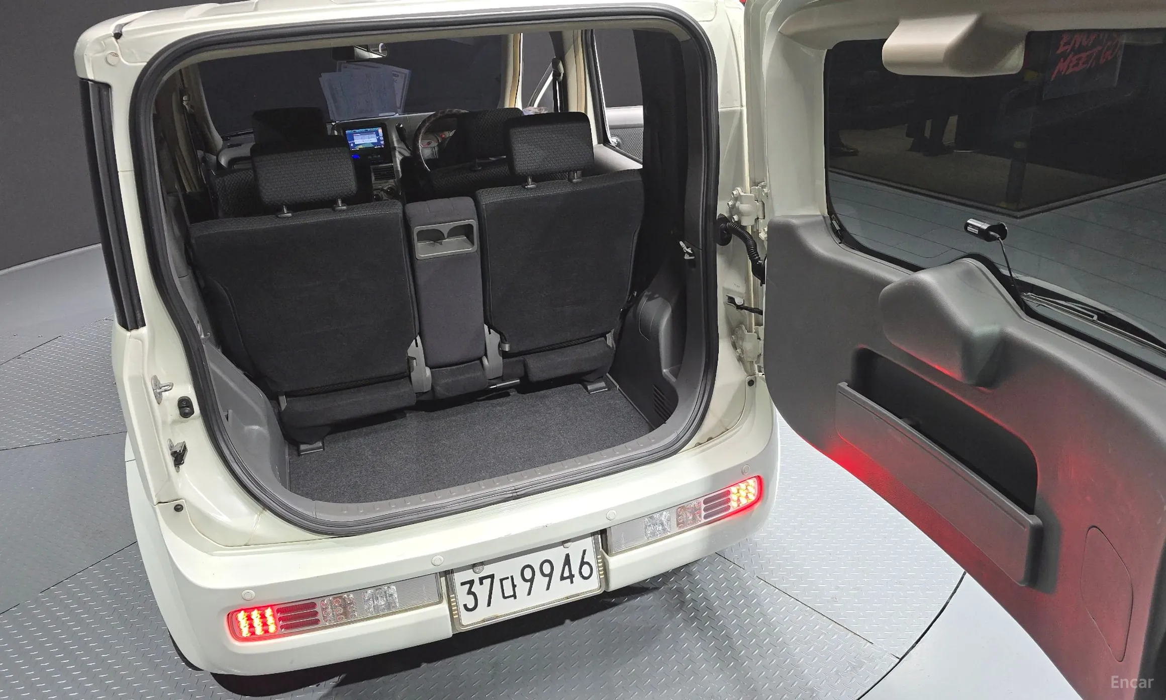 Nissan Cube превью 20