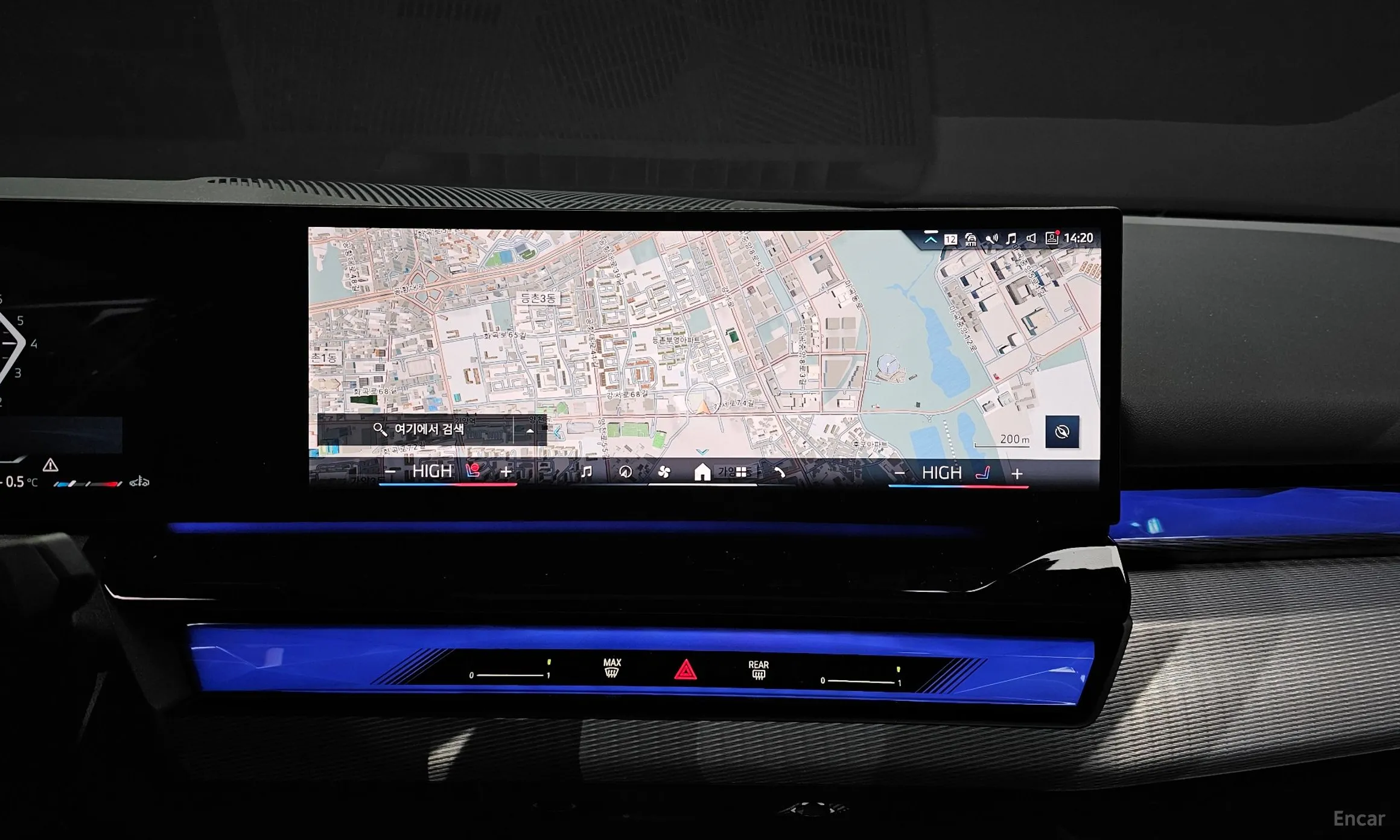 BMW 5 Series (G60) превью 14