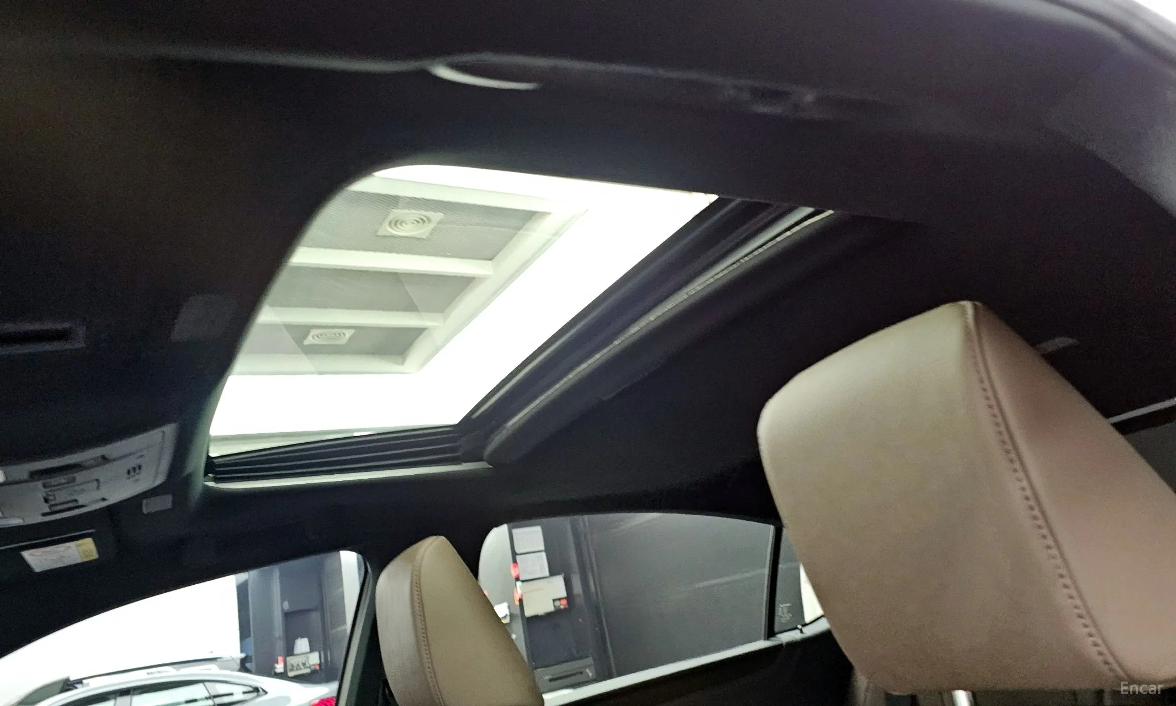 Lexus ES300h 7th Generation превью 18