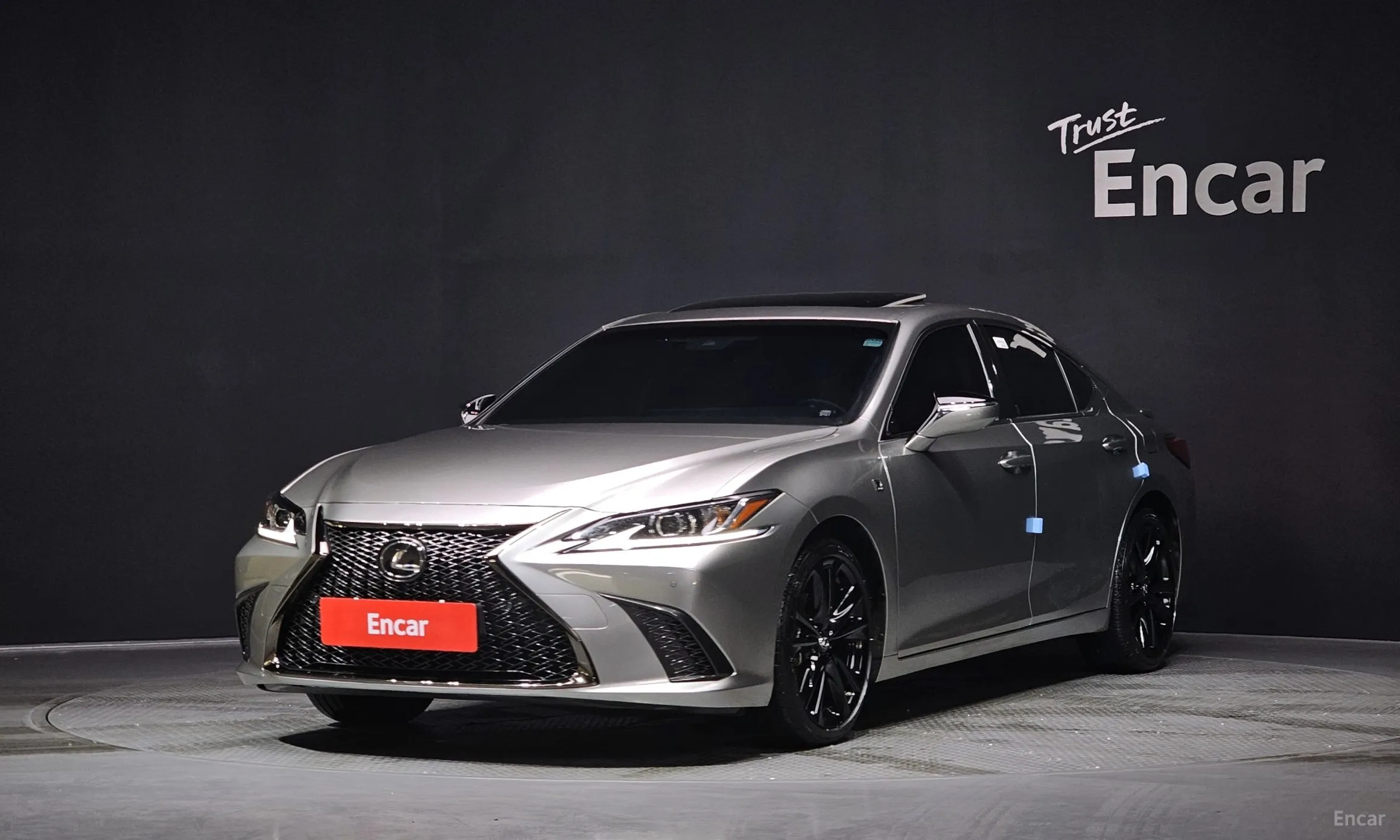 ES300h 7th Generation