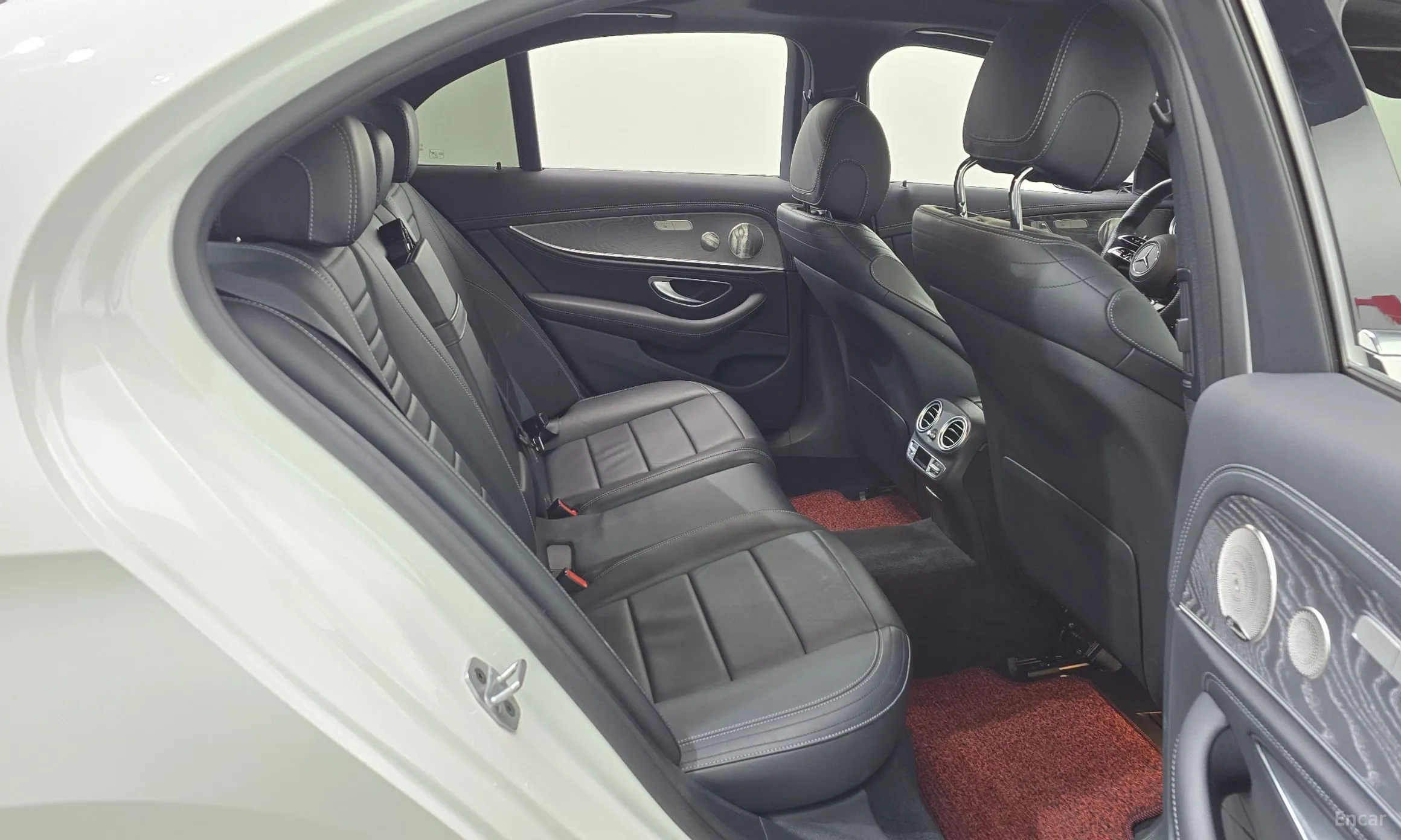 Mercedes Benz E-Class W213 превью 12