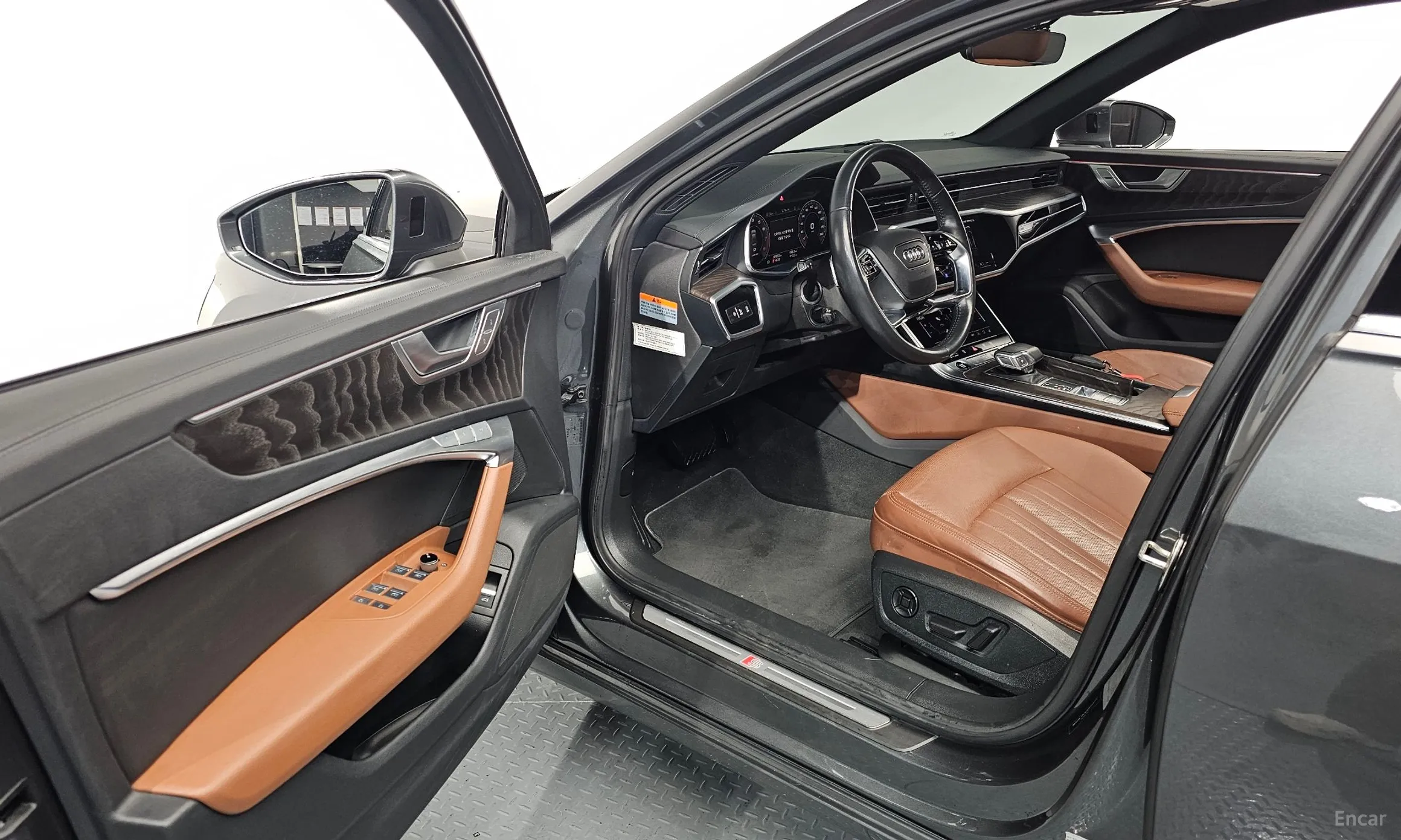 Audi A6 (C8) превью 10