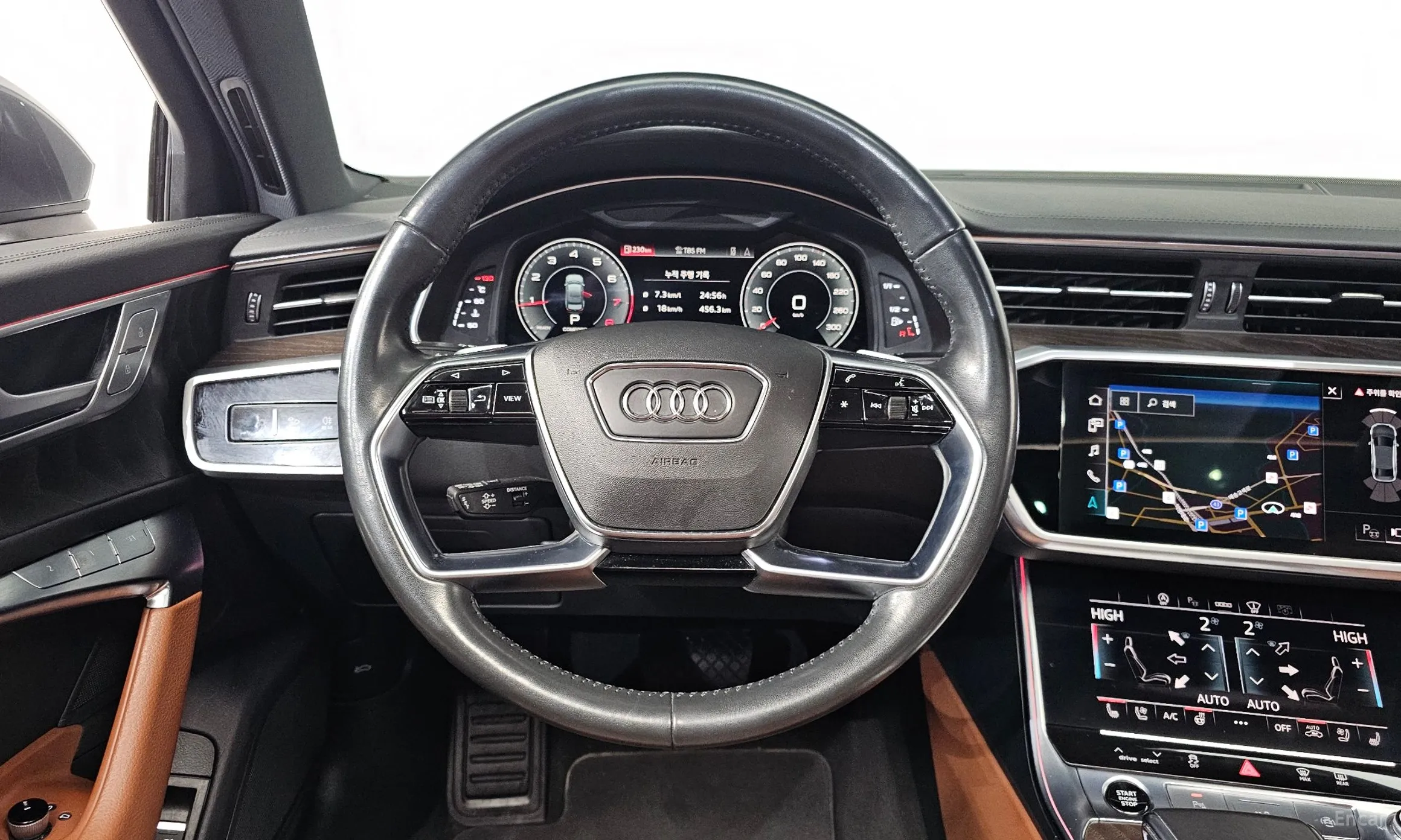 Audi A6 (C8) превью 13