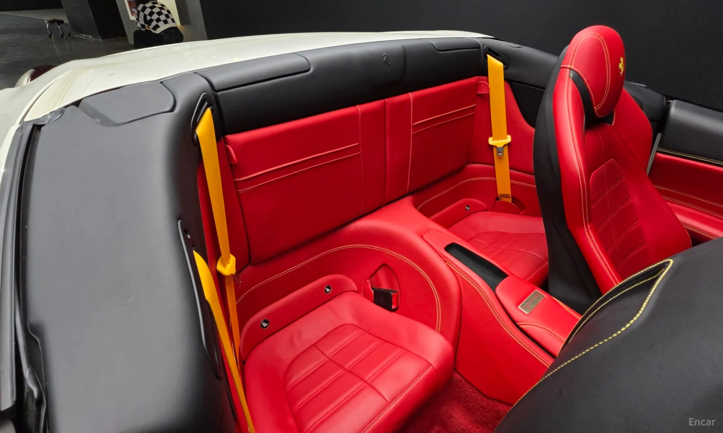 Ferrari California превью 12