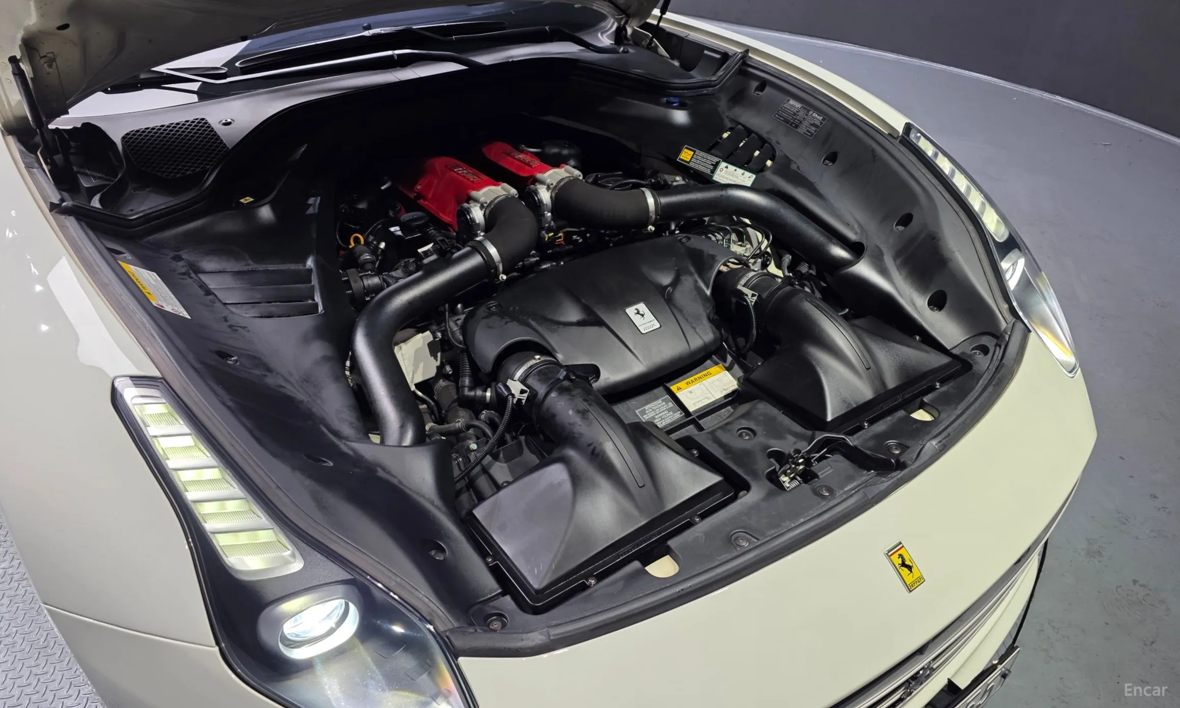 Ferrari California превью 6