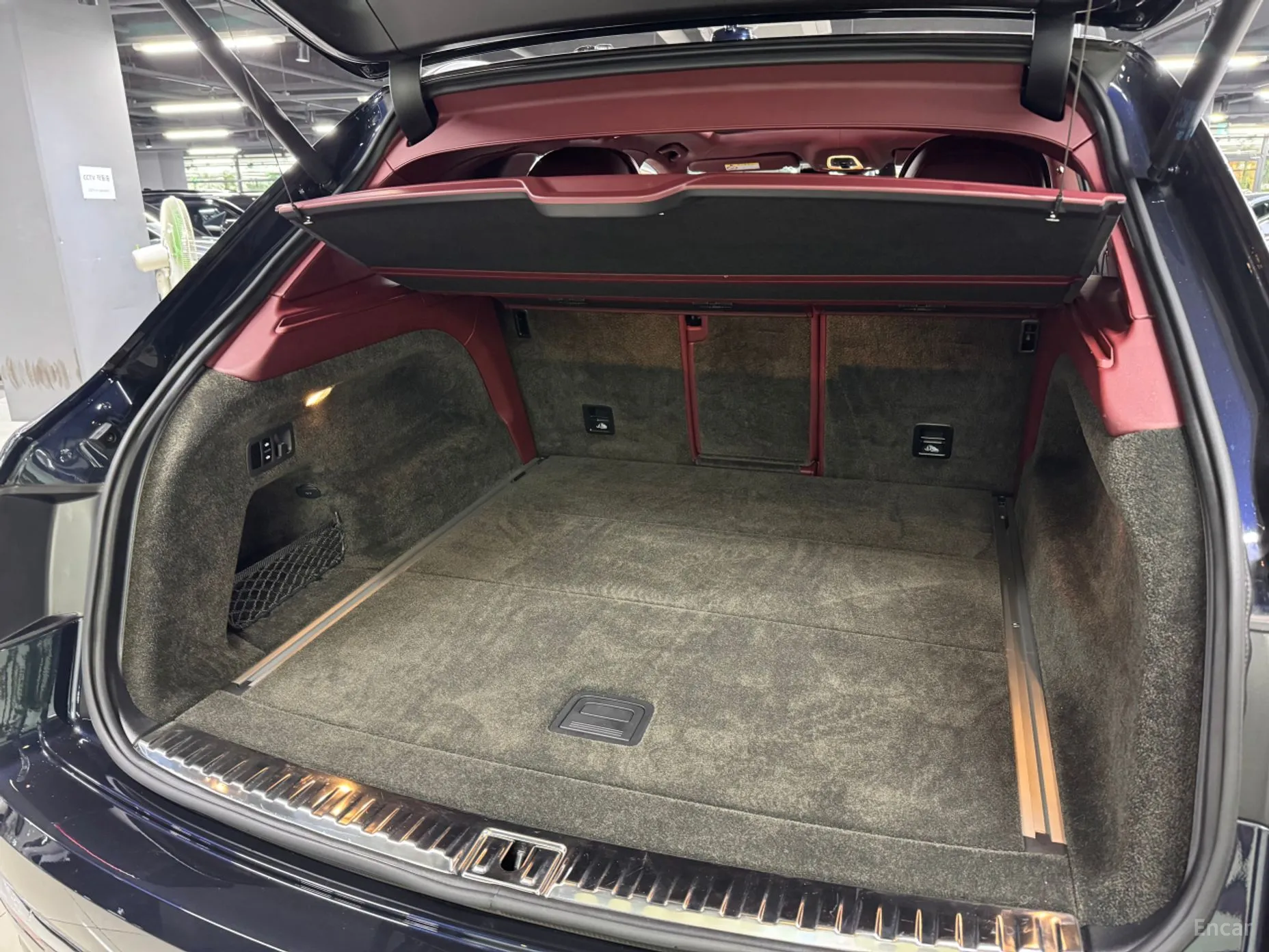 Bentley Bentayga превью 13
