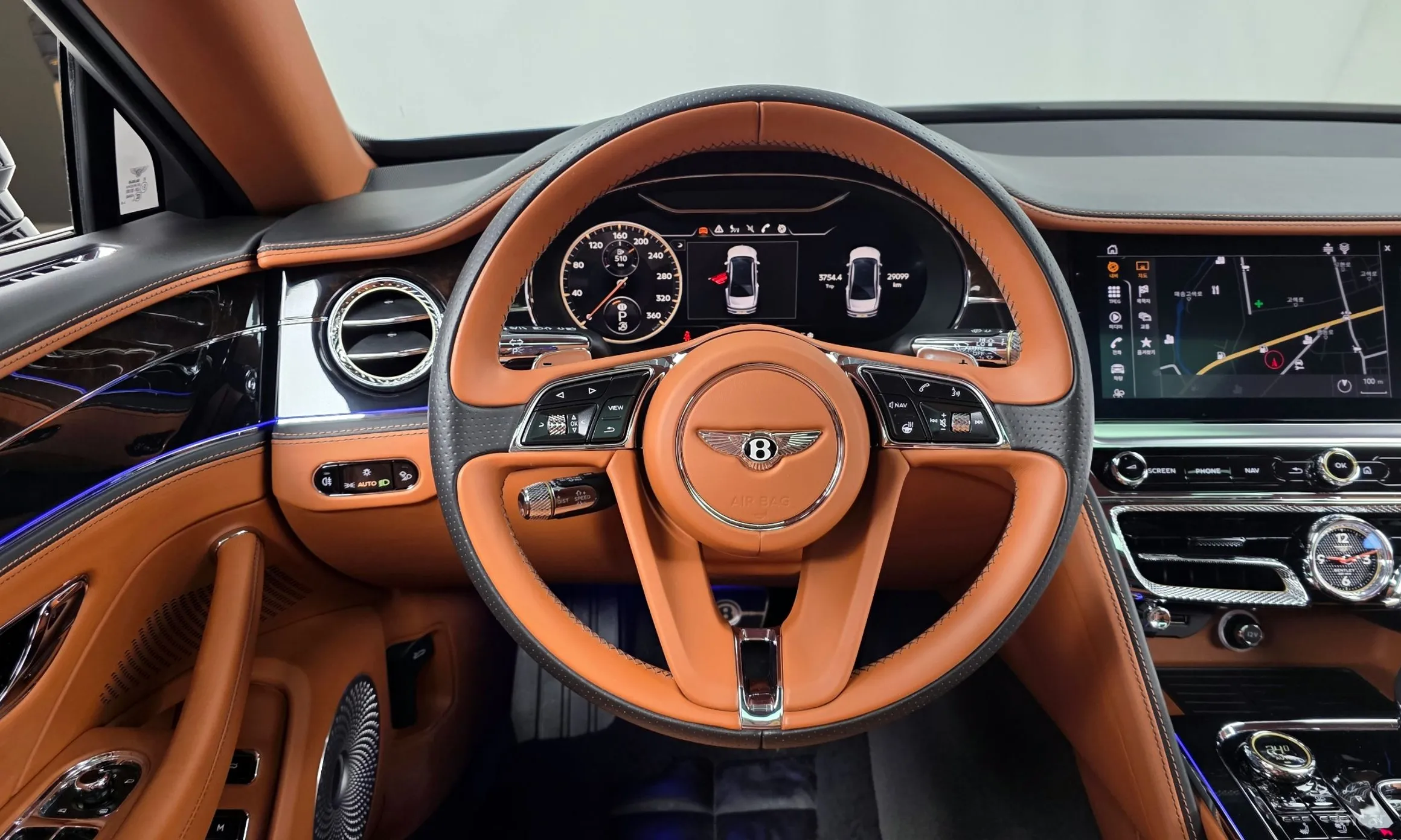 Bentley Flying Spur 3rd Generation превью 13