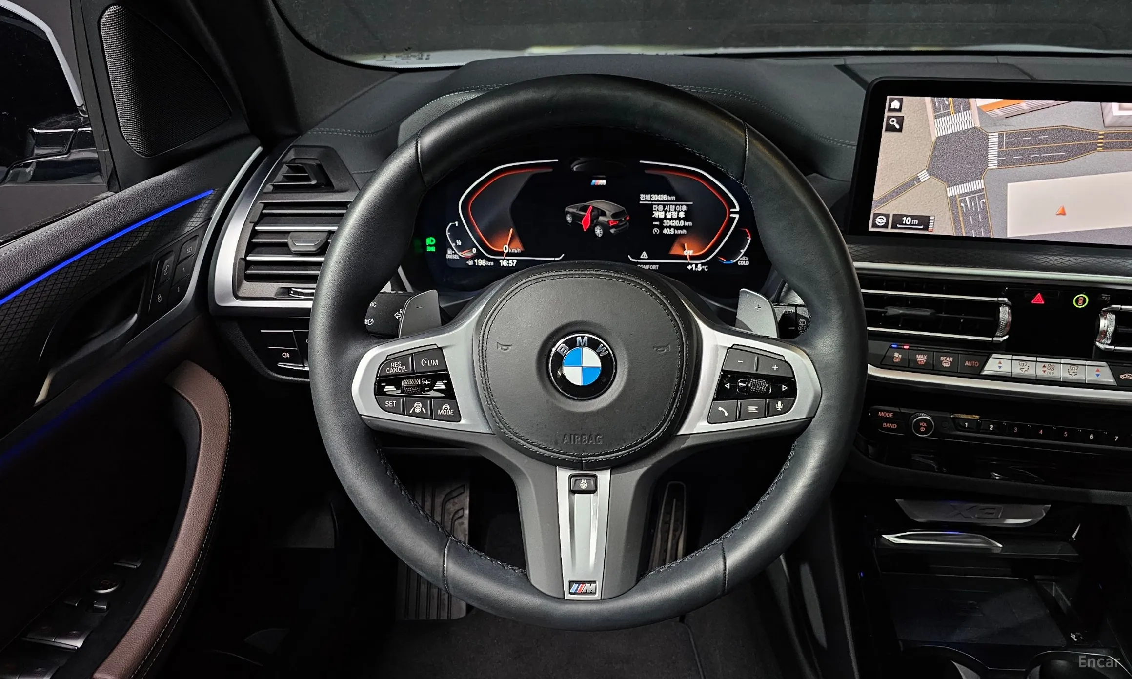 BMW X3 (G01) превью 13