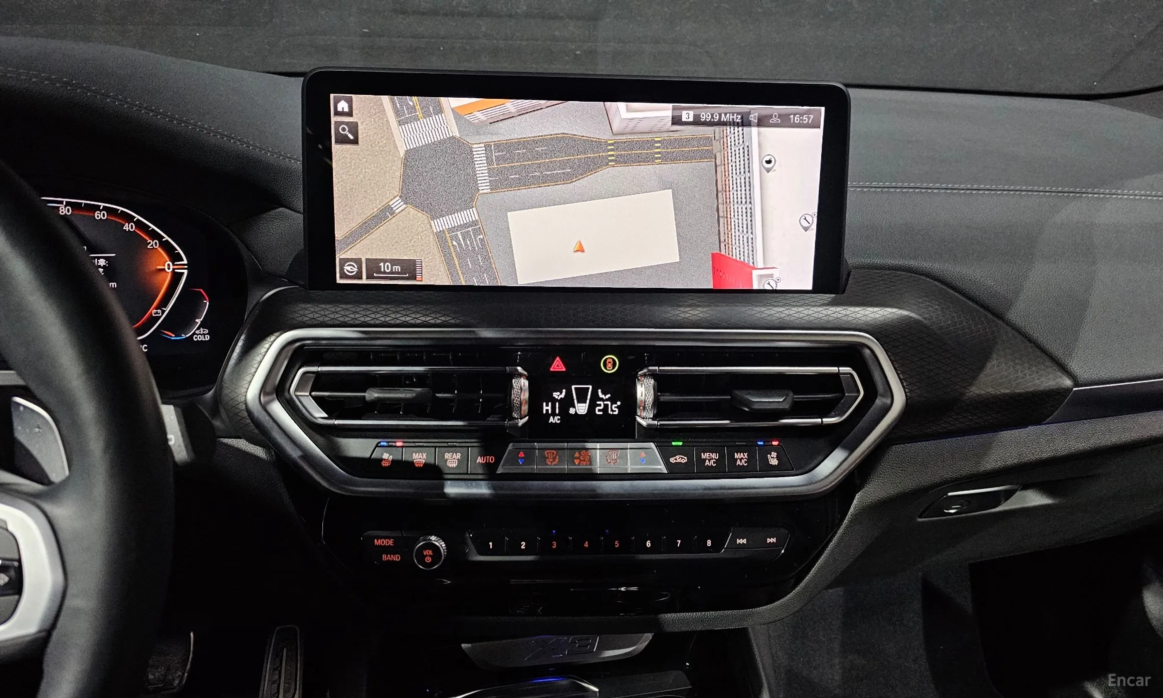 BMW X3 (G01) превью 14