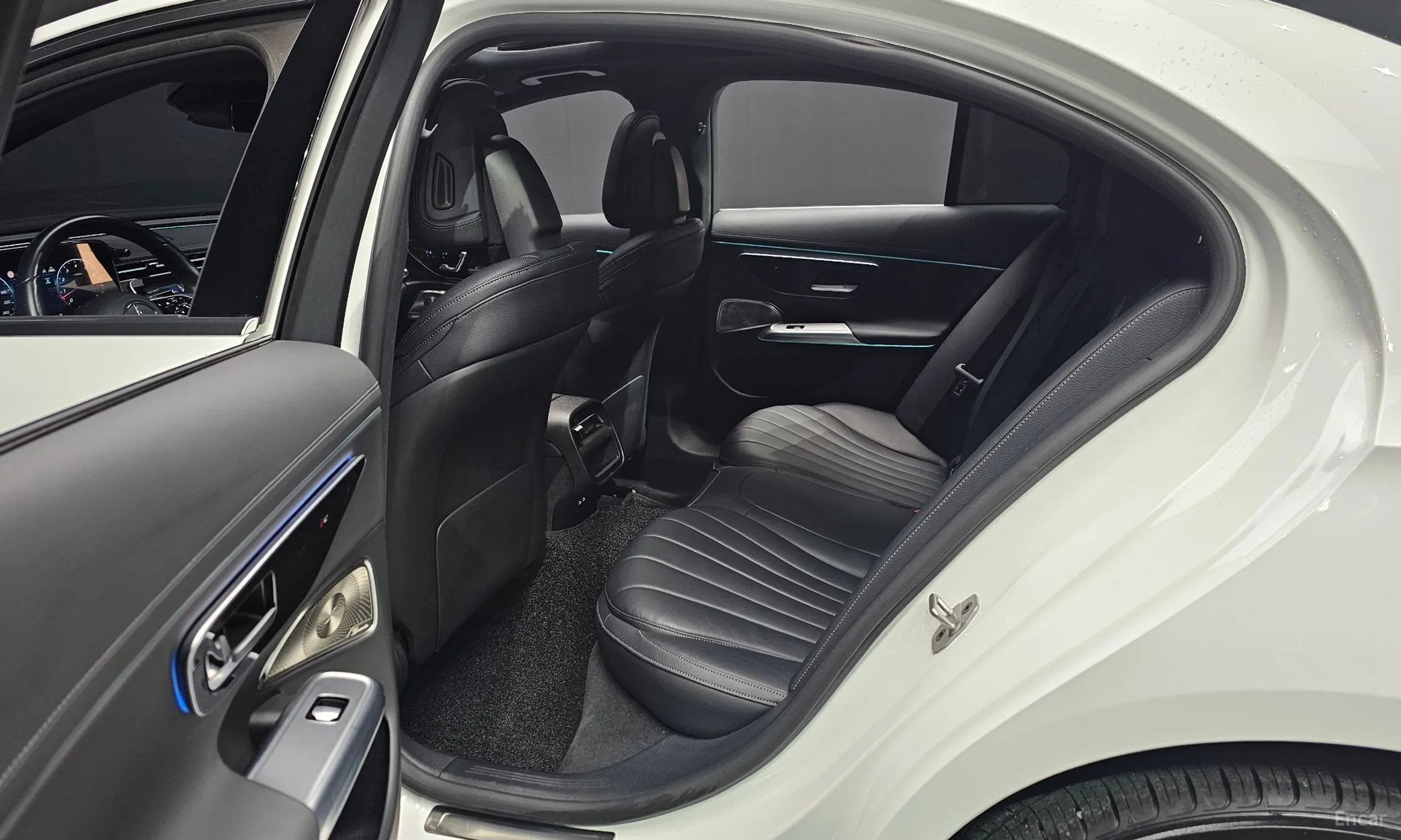 Mercedes Benz E-Class W214 превью 12