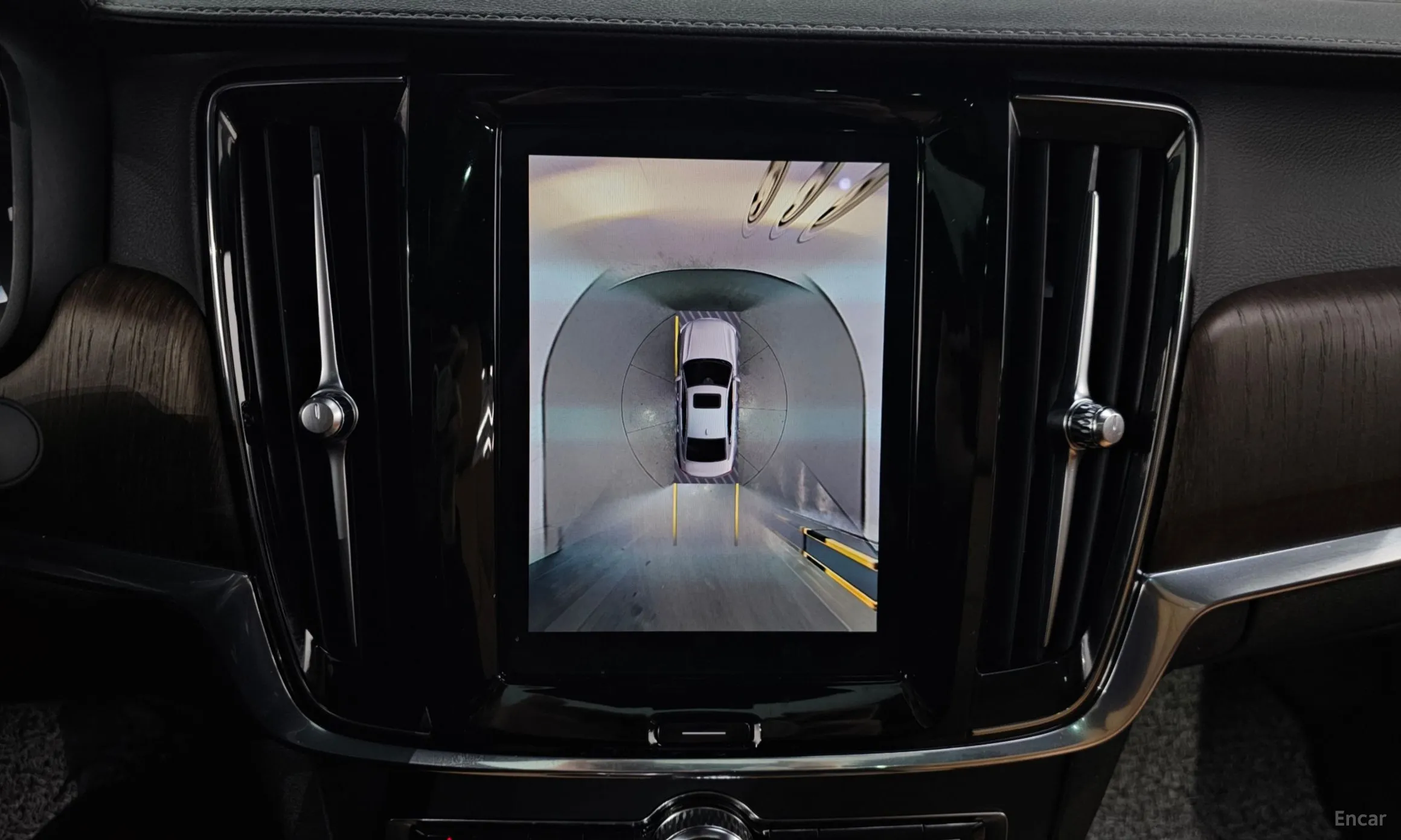 Volvo S90 превью 17