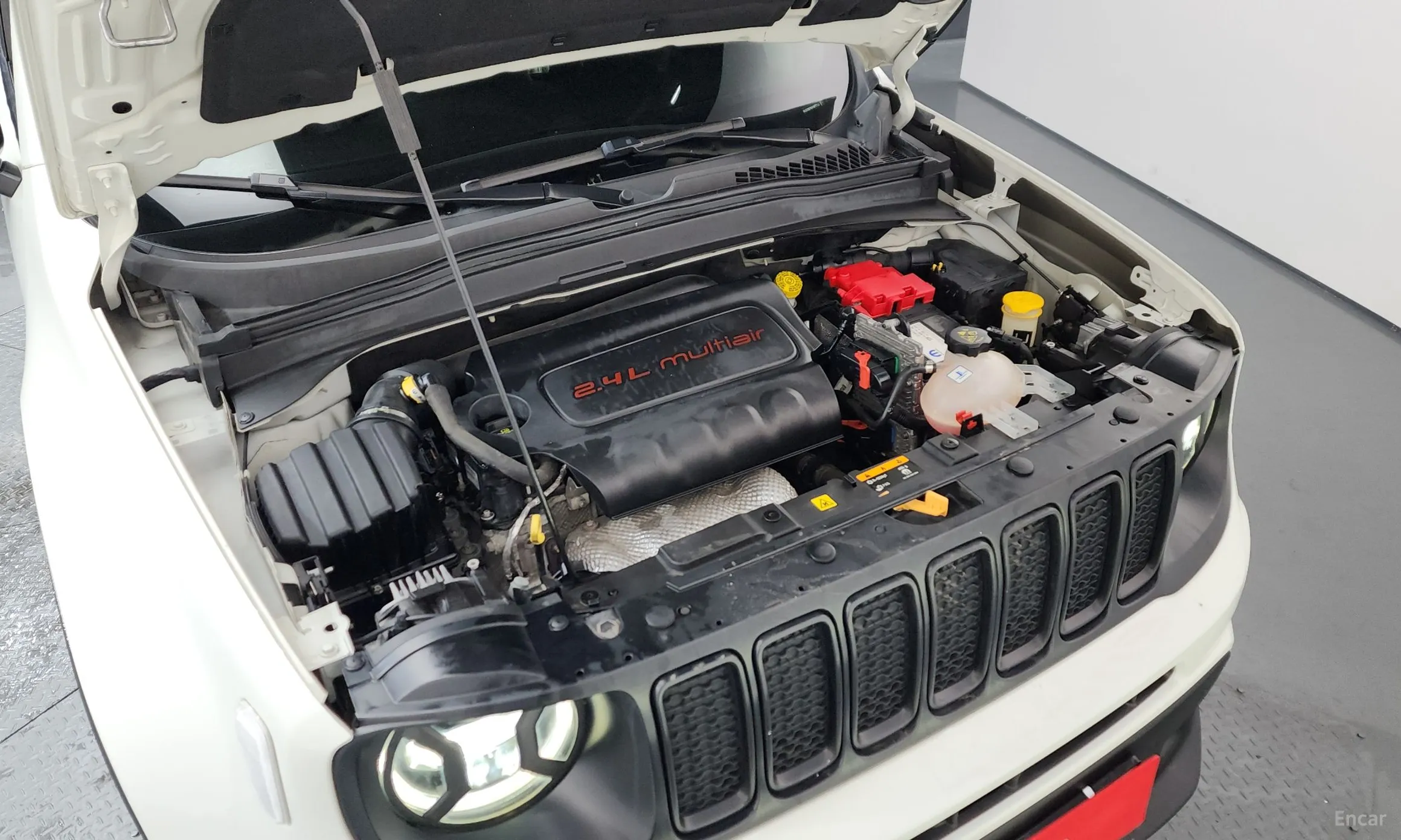 Jeep Renegade превью 6