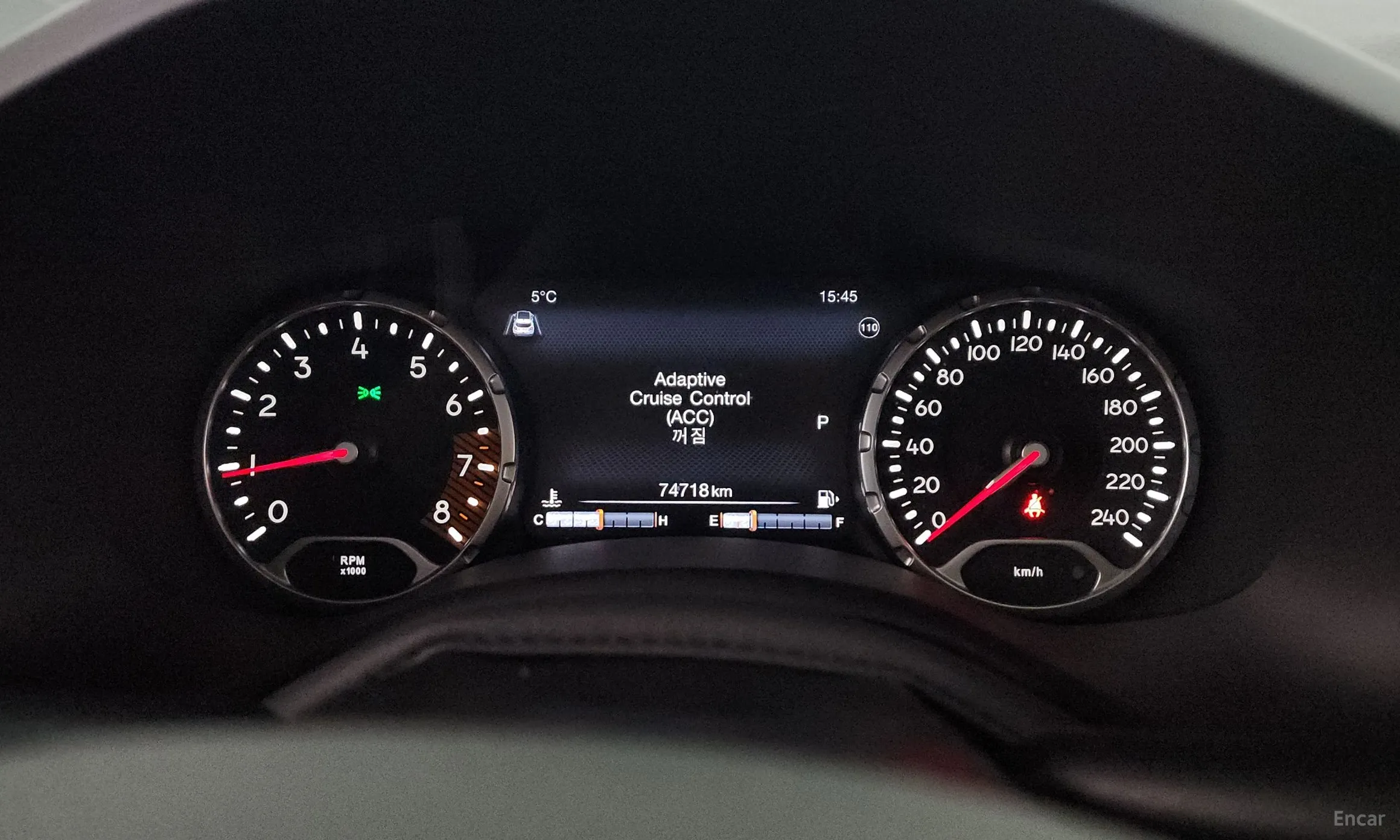 Jeep Renegade превью 8