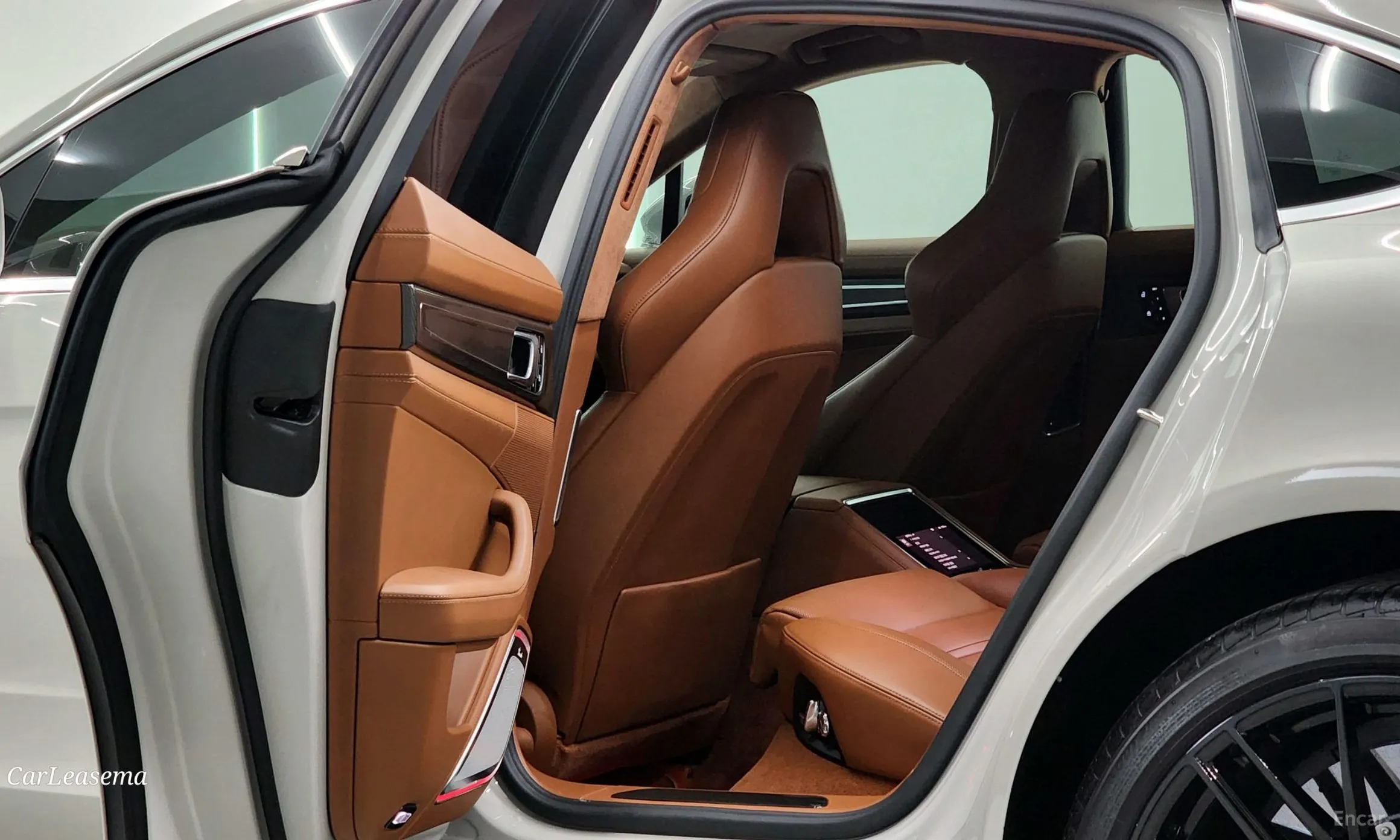 Porsche Panamera (971) превью 9