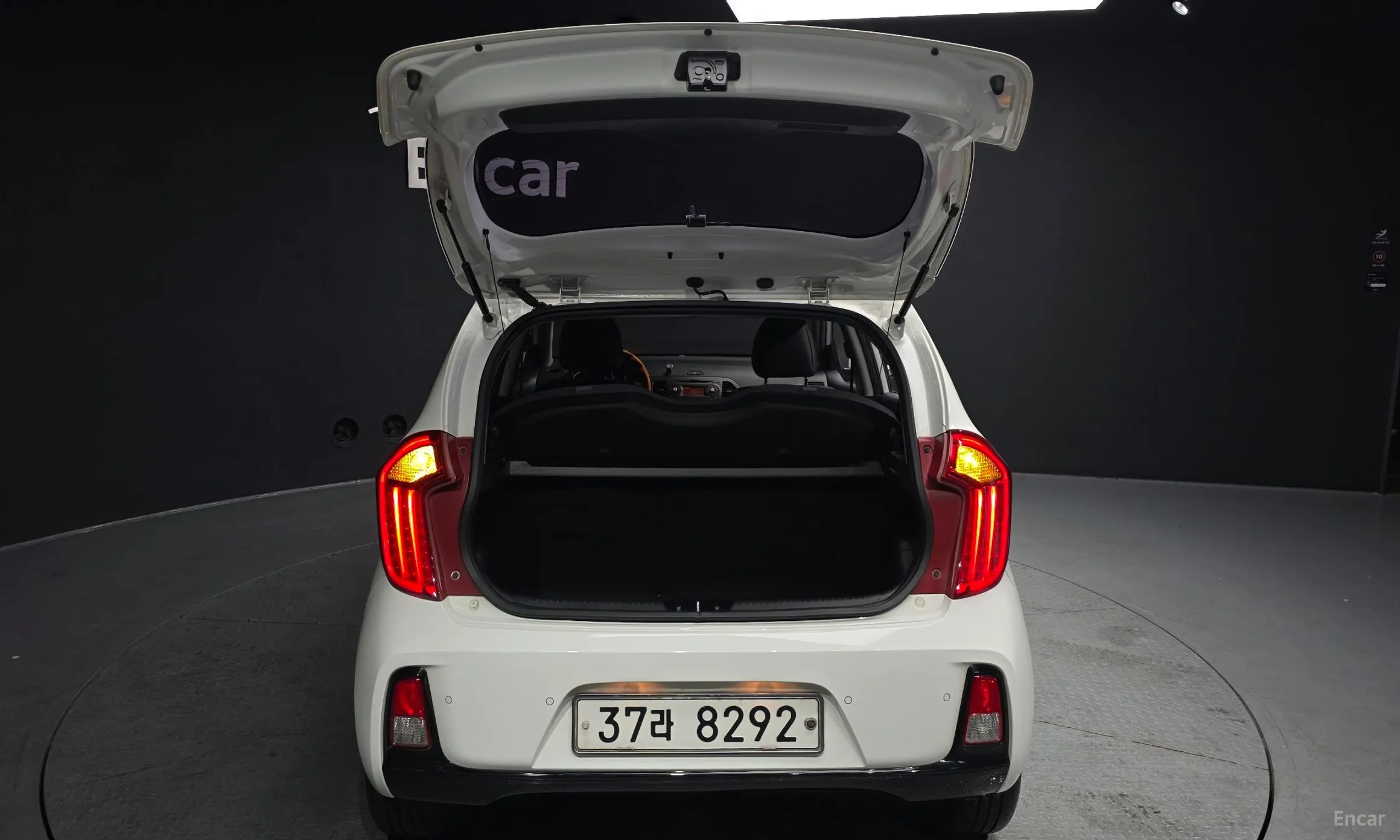 Kia Morning превью 20