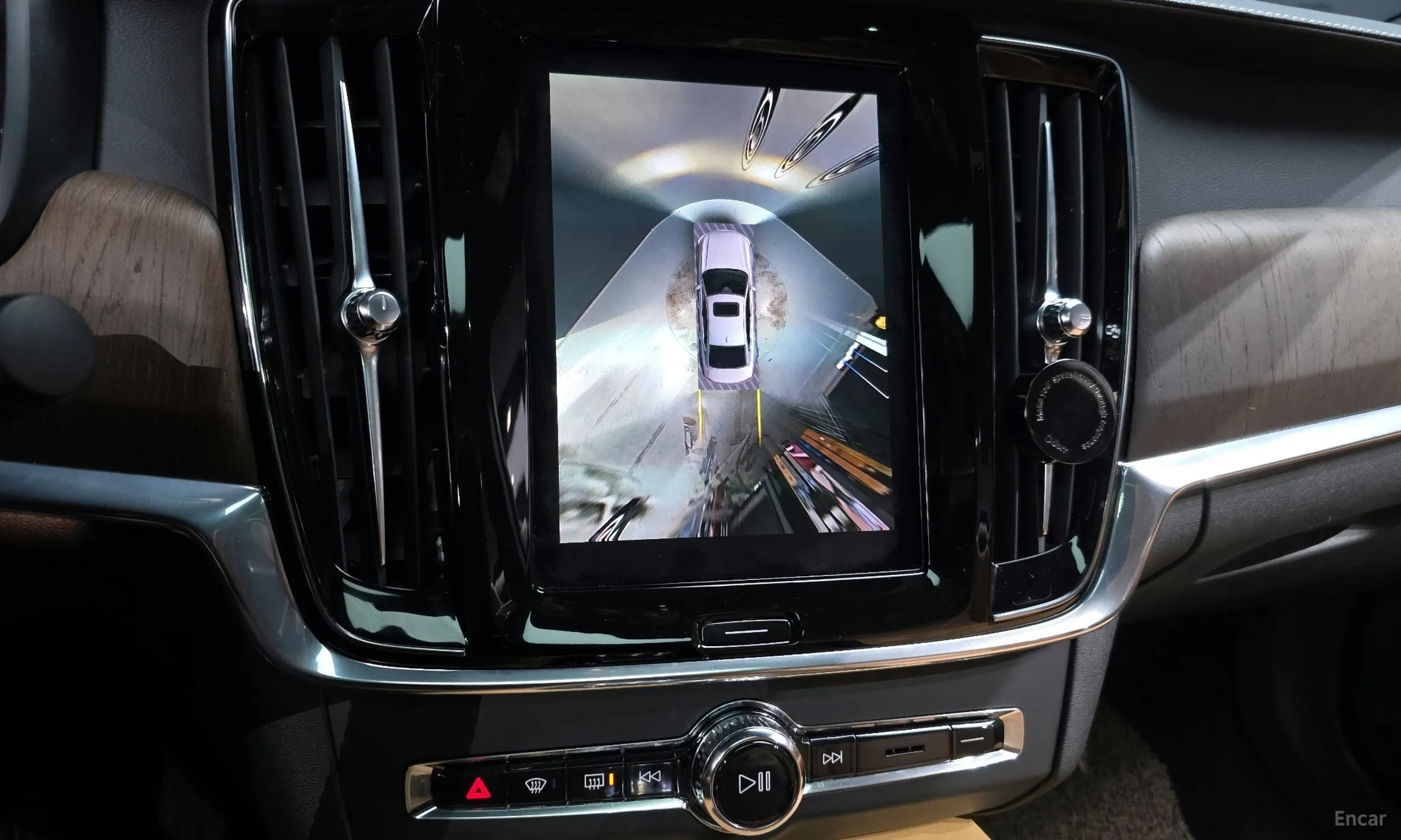 Volvo S90 превью 15