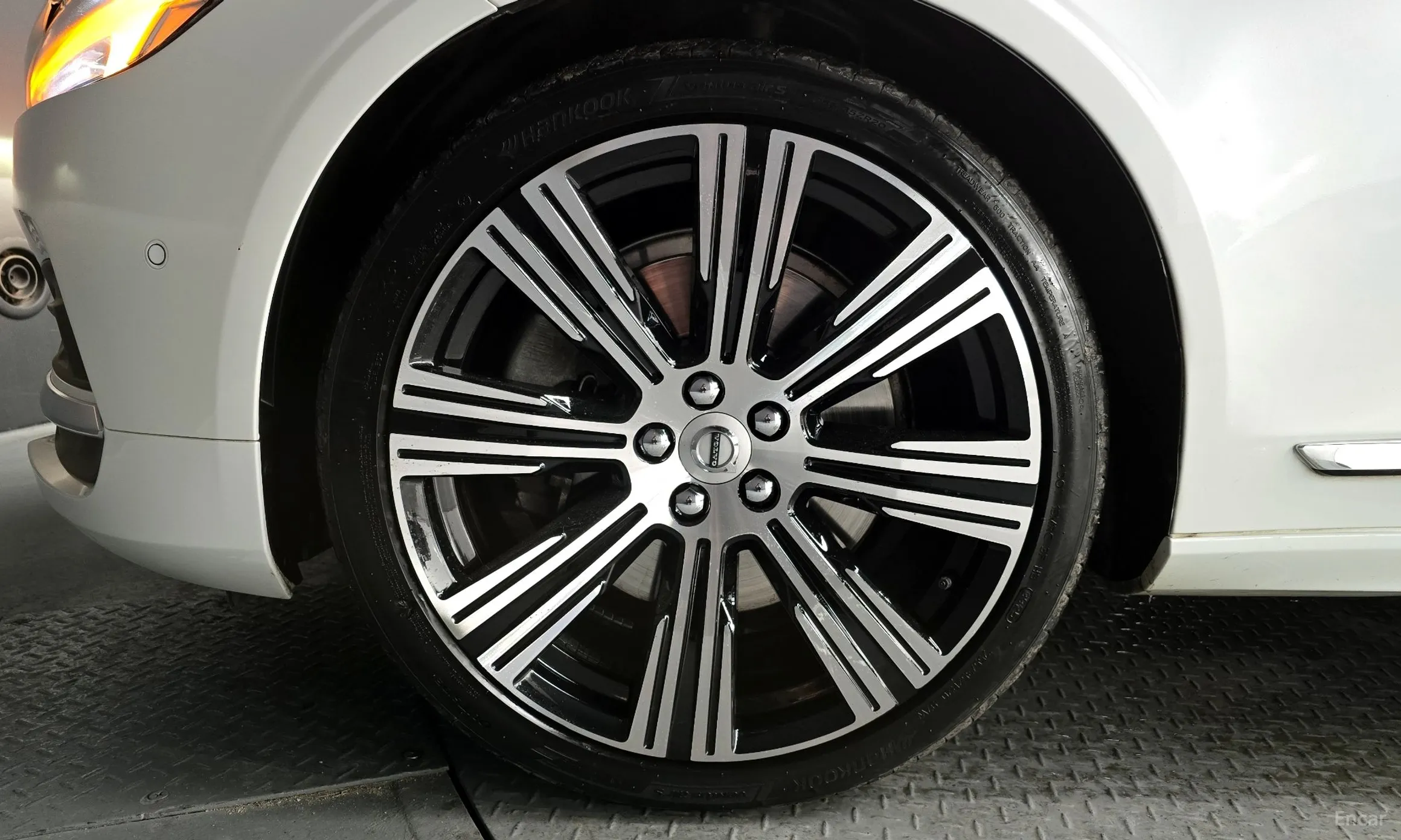 Volvo S90 превью 5