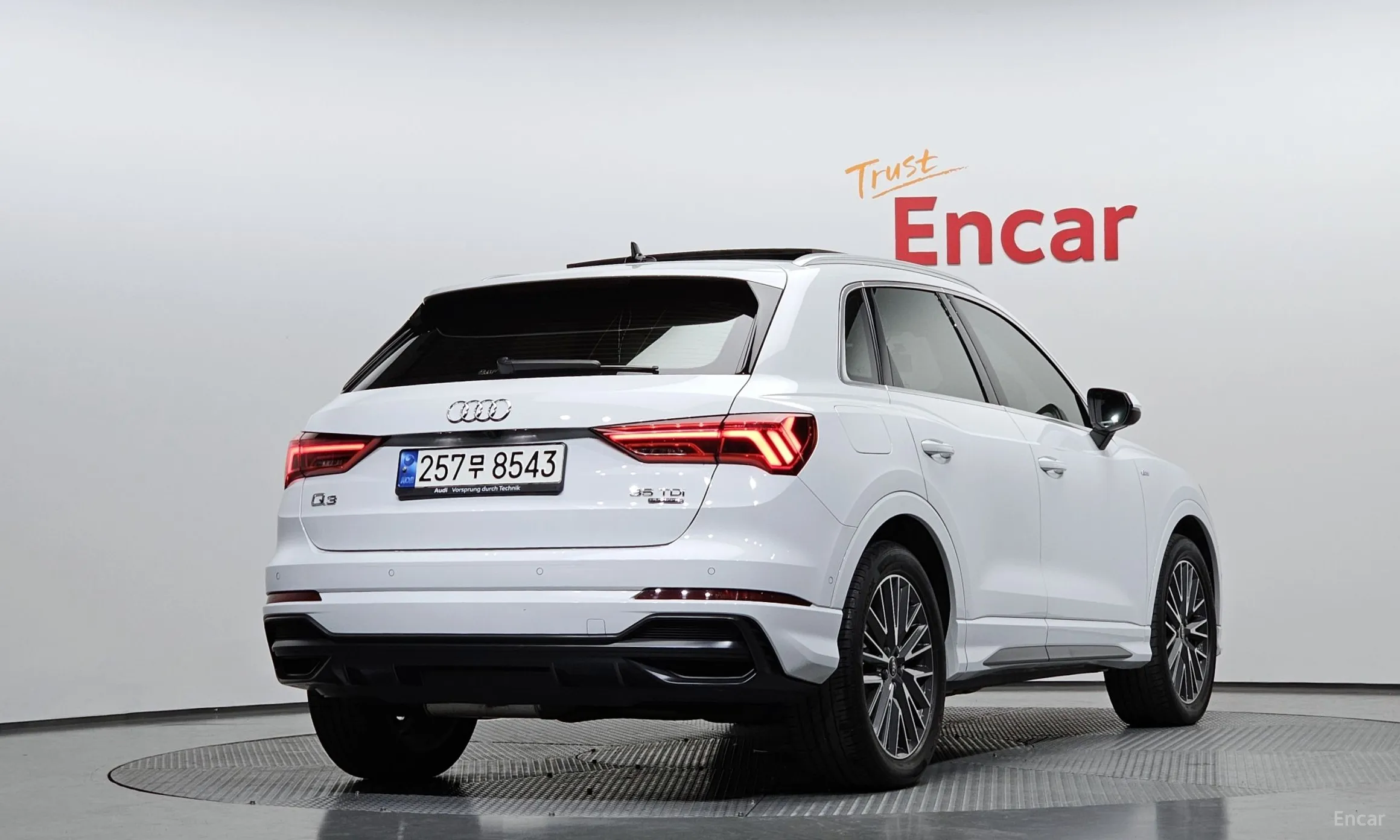 Audi Q3 (F3) превью 2