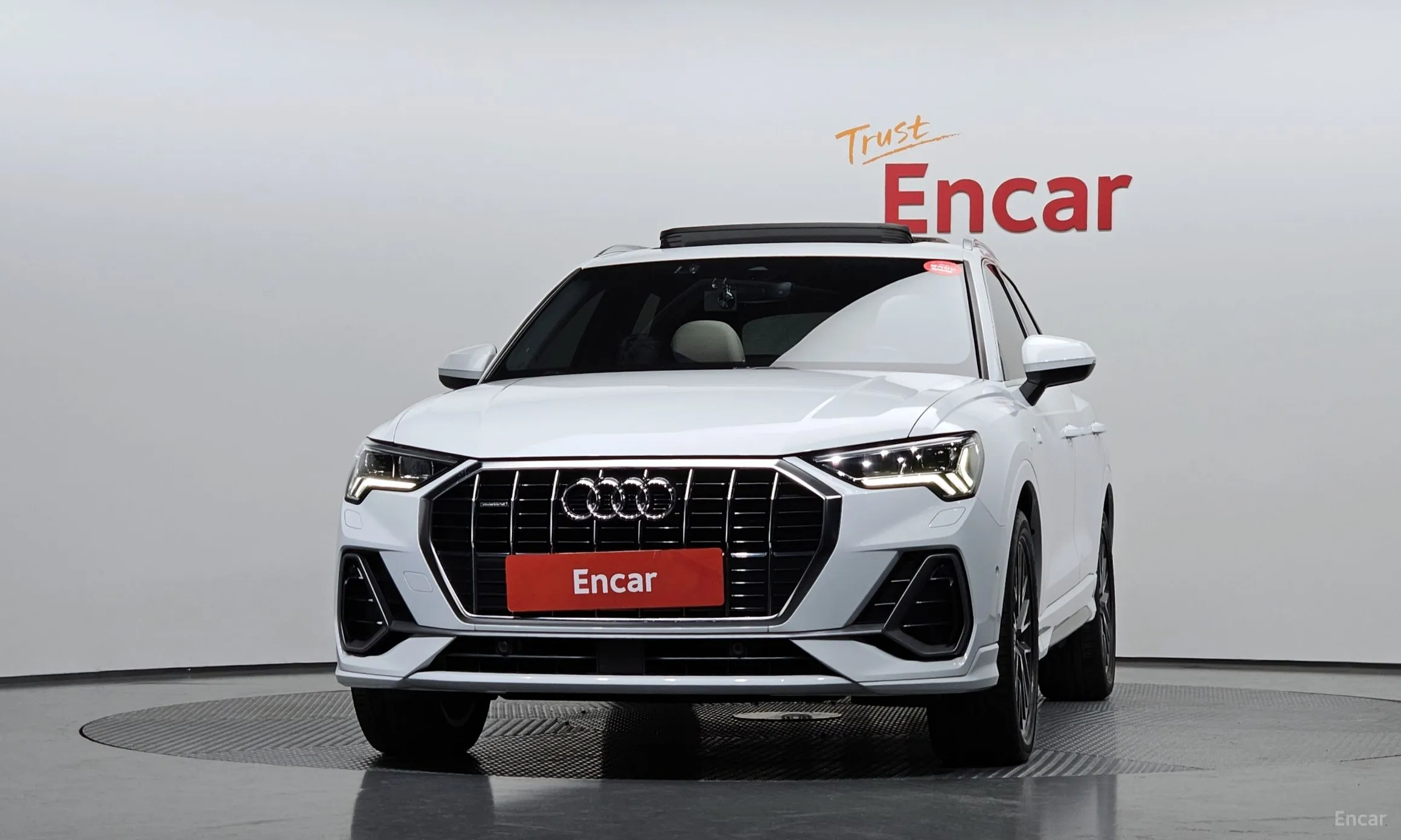 Audi Q3 (F3) превью 3
