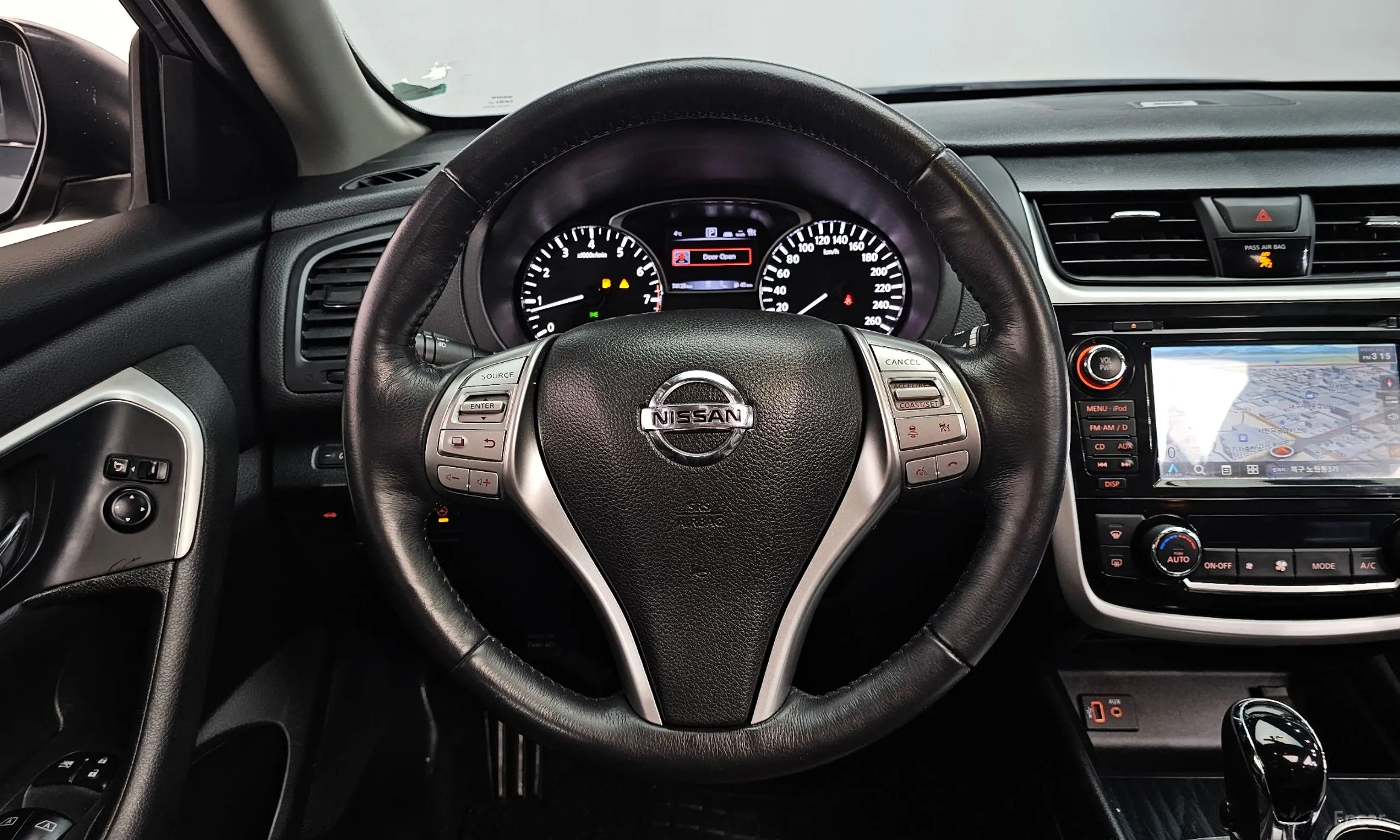 Nissan Altima превью 13
