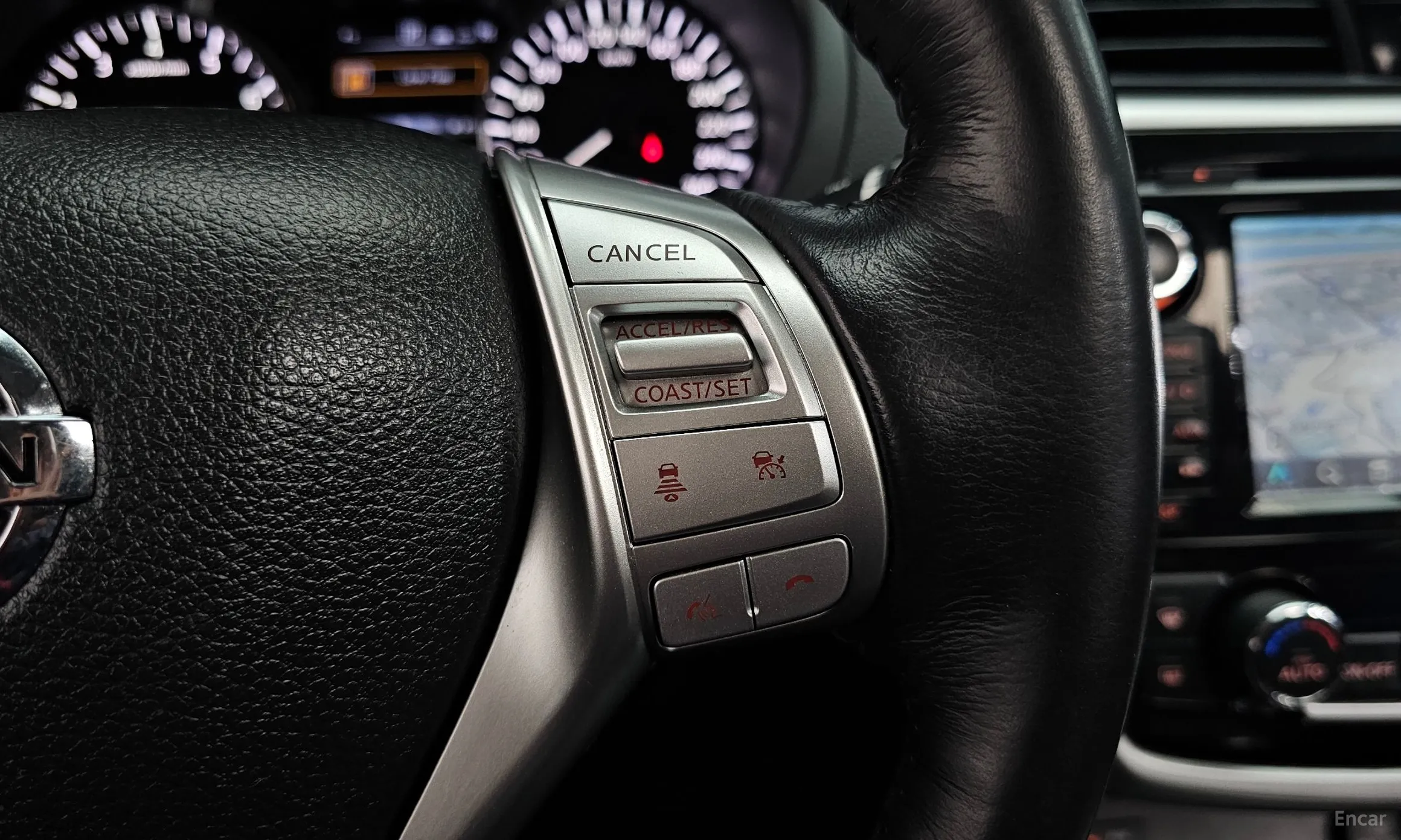 Nissan Altima превью 17