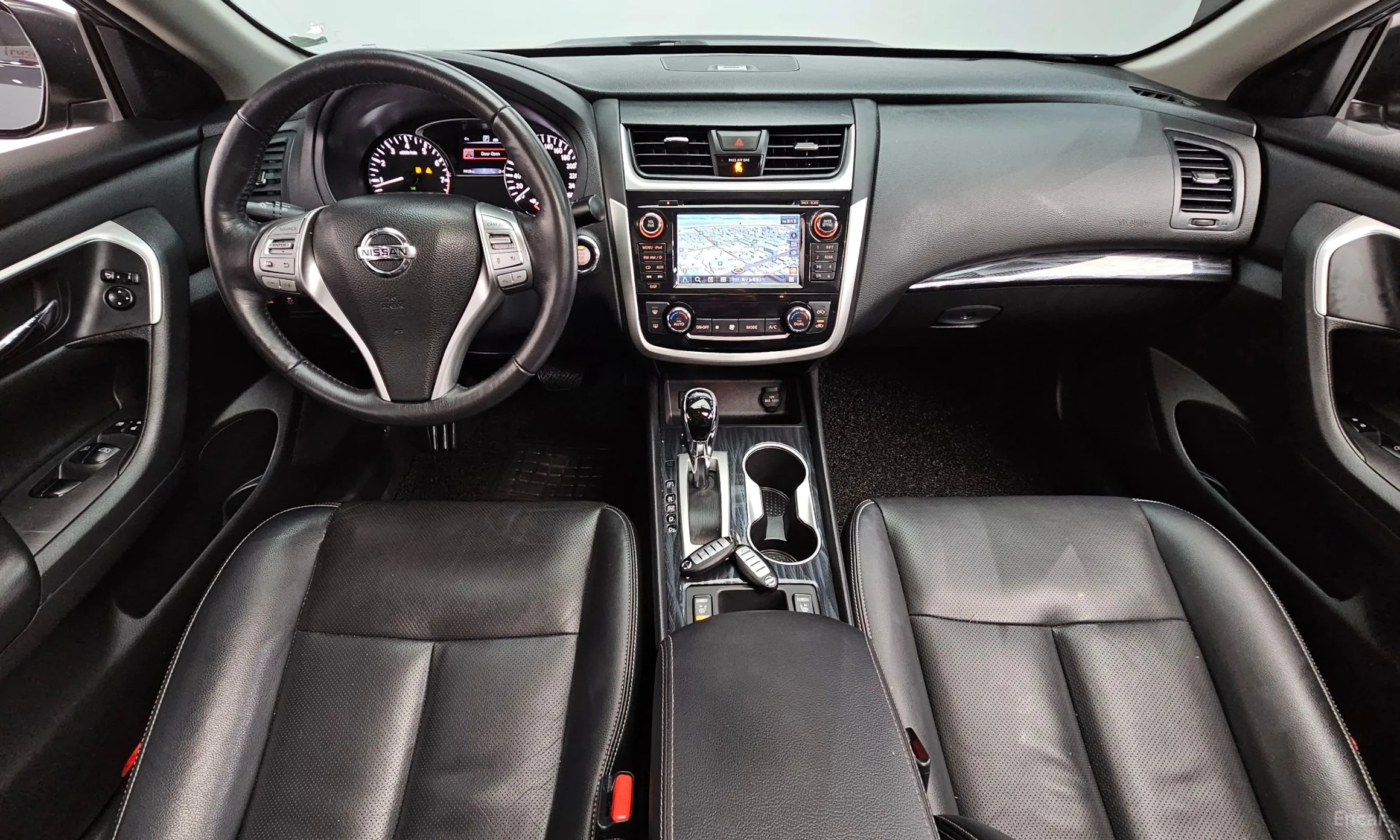 Nissan Altima превью 7