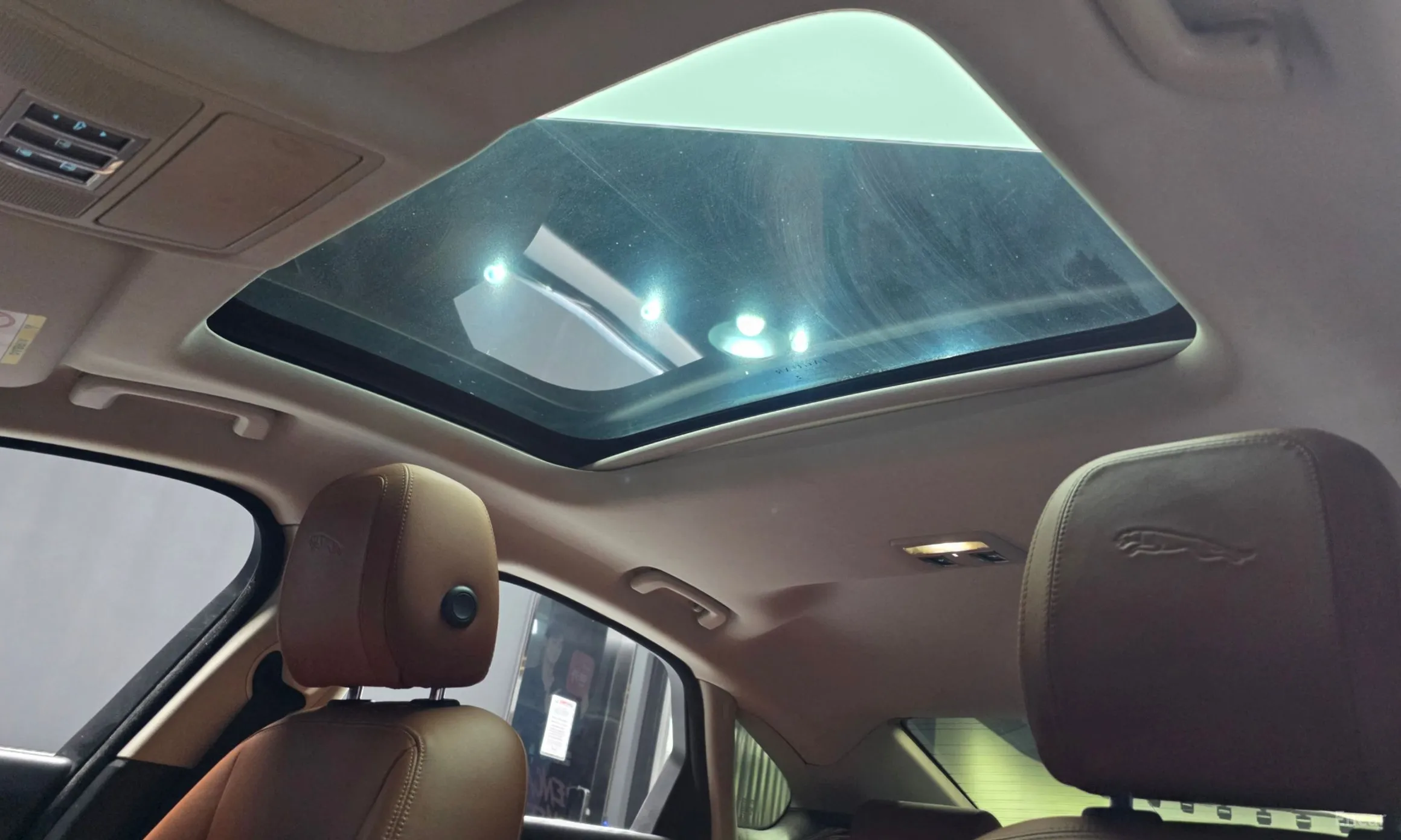 Jaguar XF (x260) превью 18