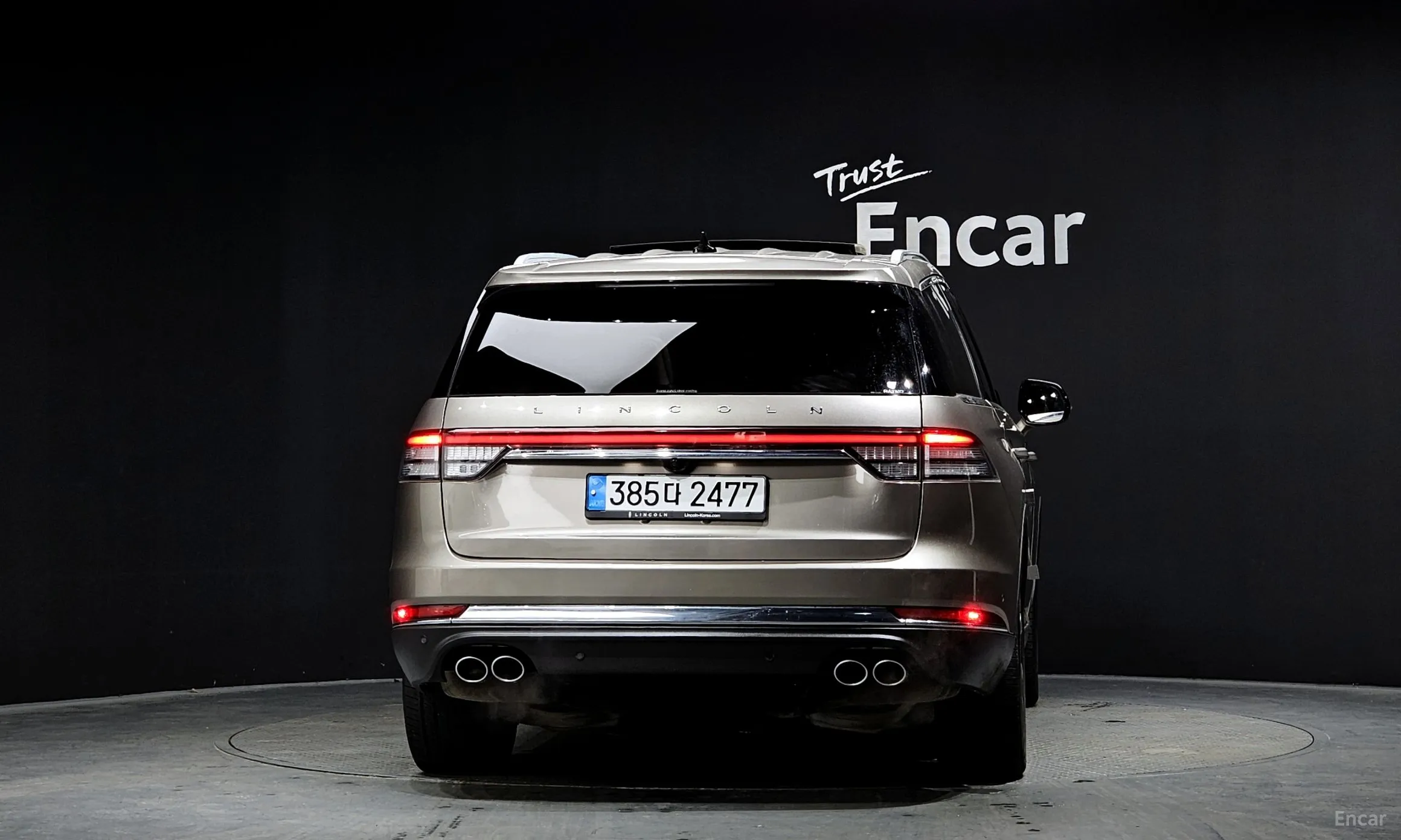 Lincoln Aviator 2nd Generation превью 4