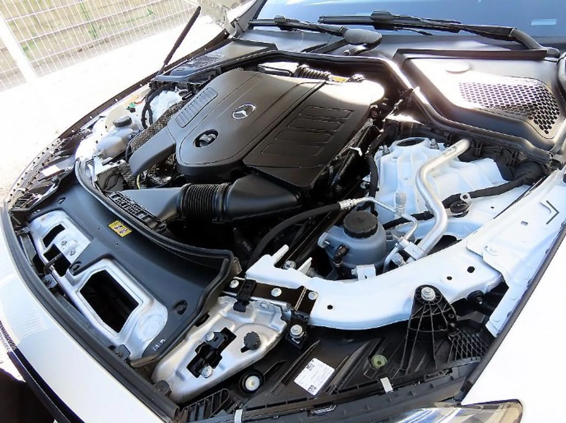 Mercedes Benz E-Class W214 превью 19