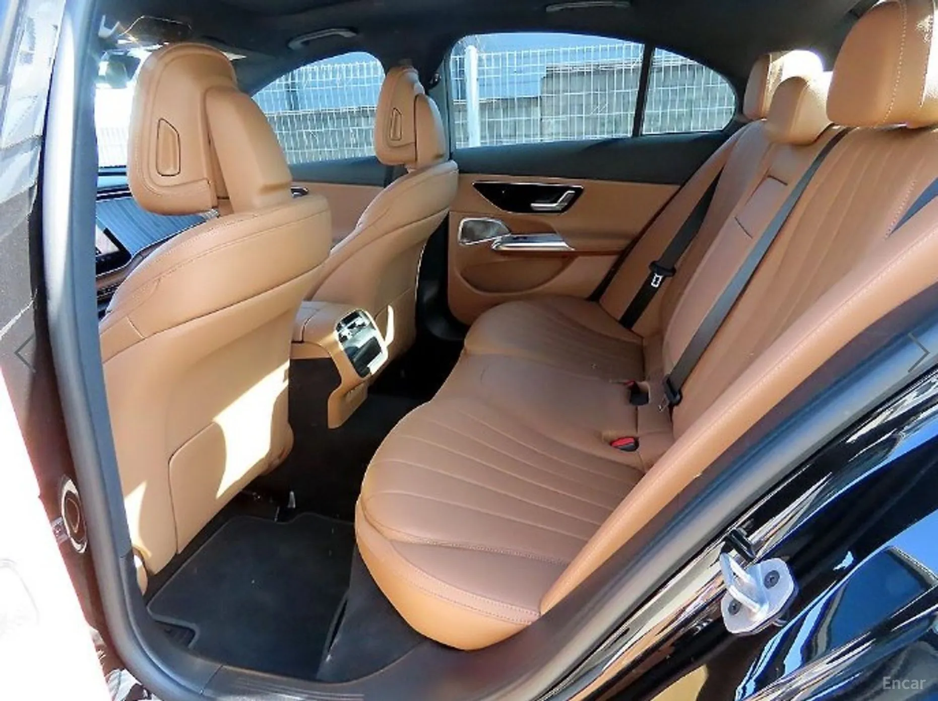 Mercedes Benz E-Class W214 превью 6