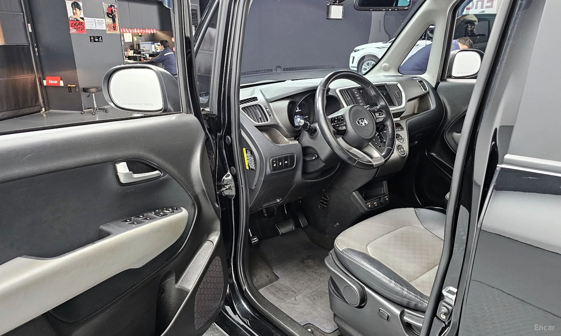 Kia Ray превью 11