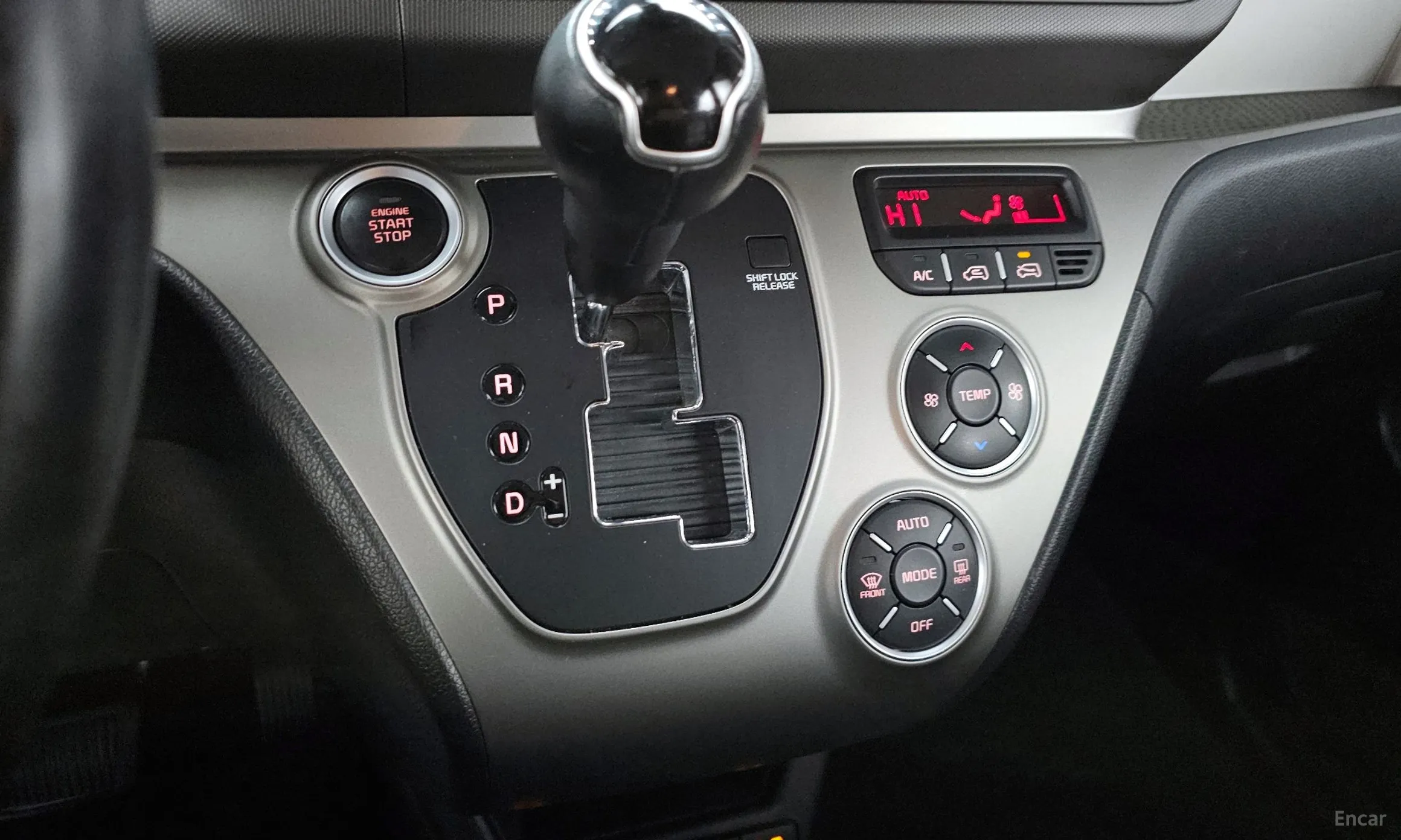 Kia Ray превью 9