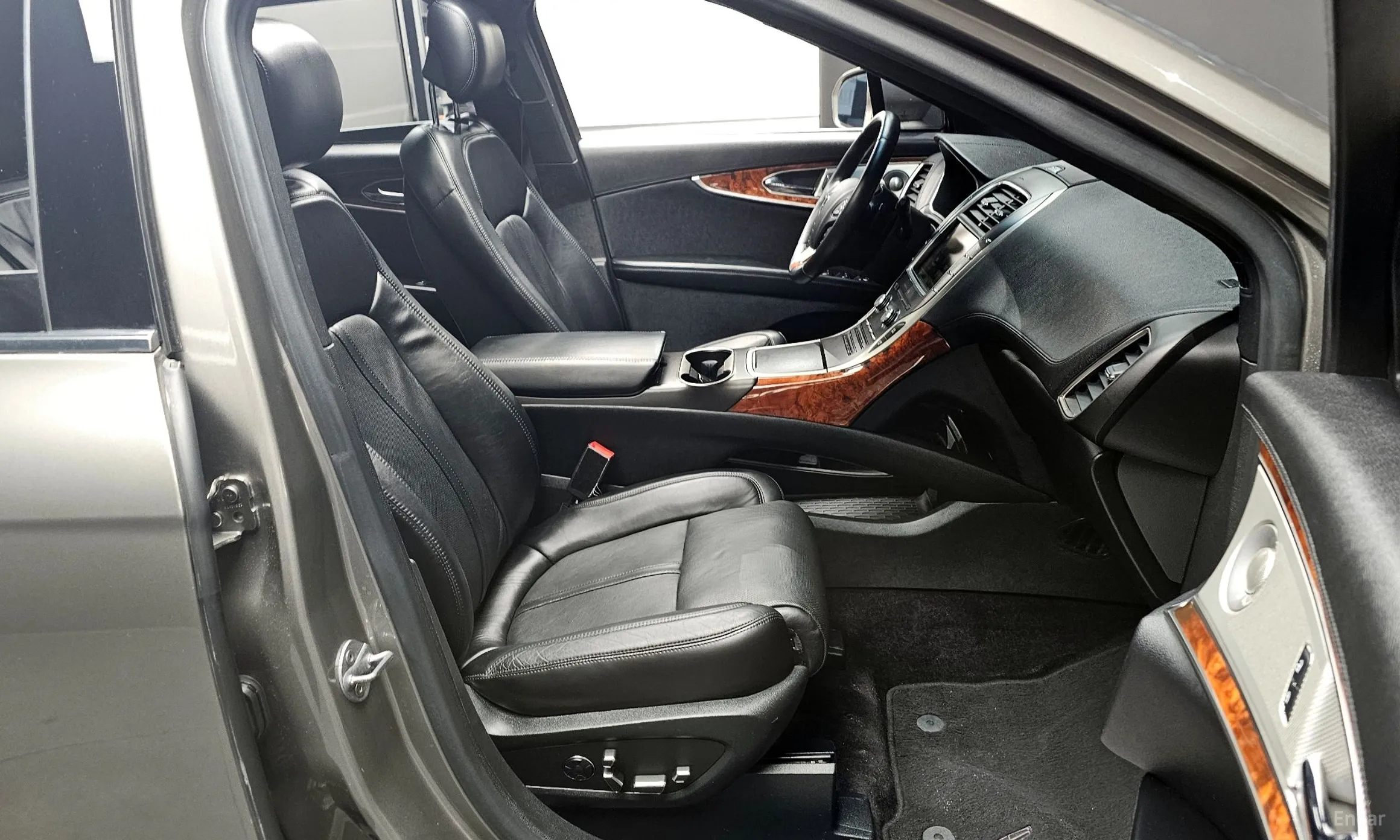 Lincoln MKX 2nd Generation превью 10