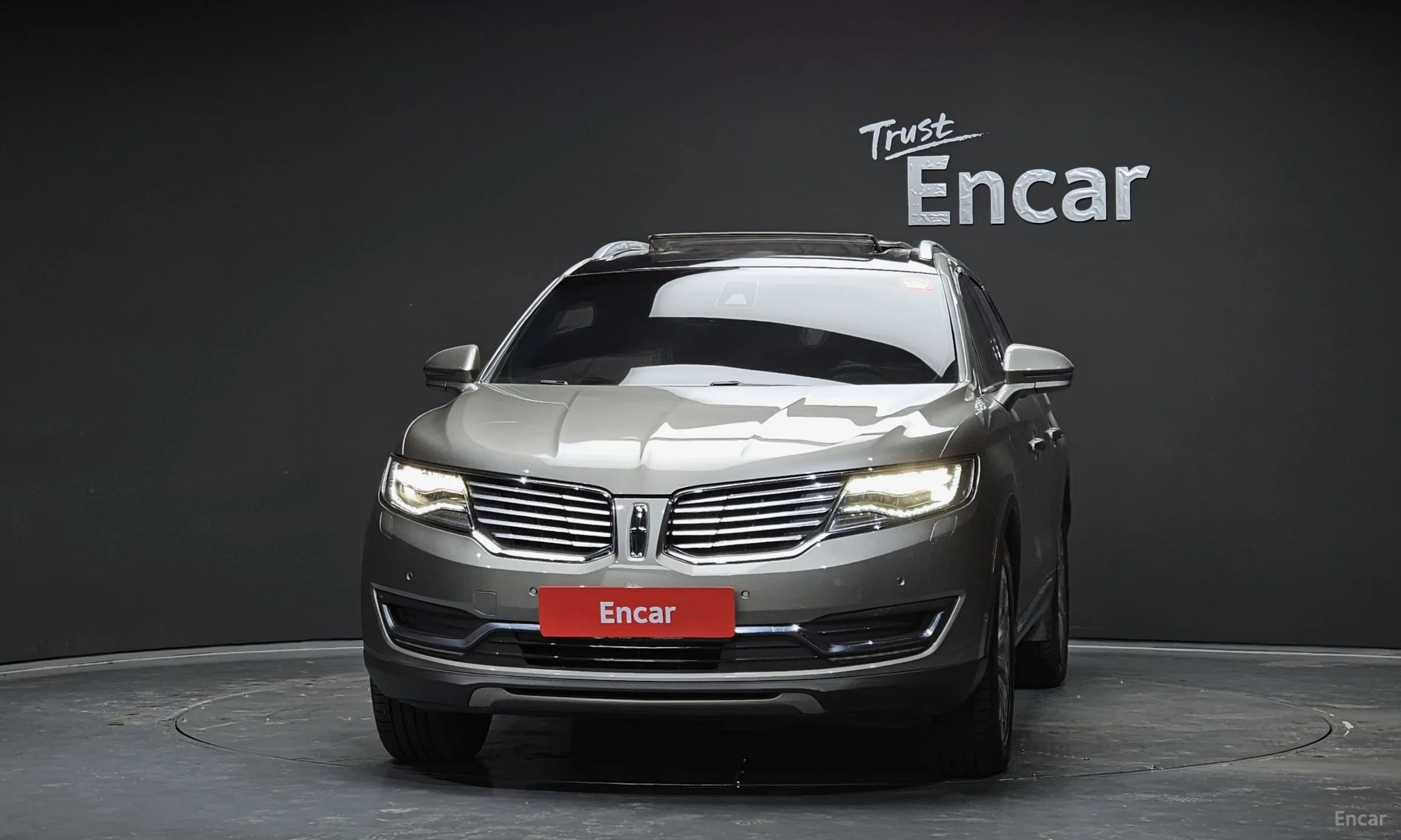 Lincoln MKX 2nd Generation превью 3