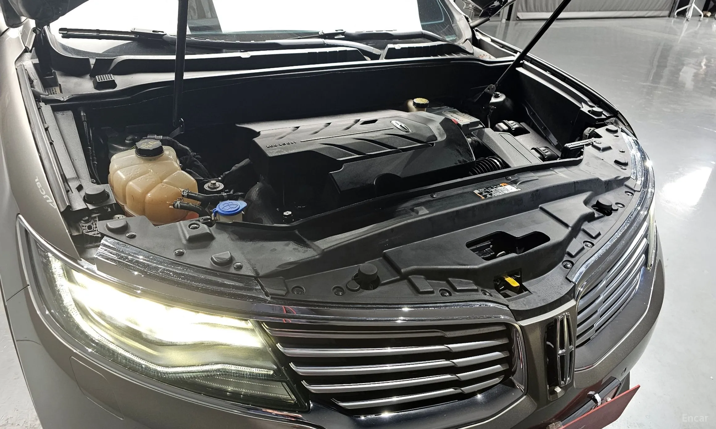 Lincoln MKX 2nd Generation превью 6