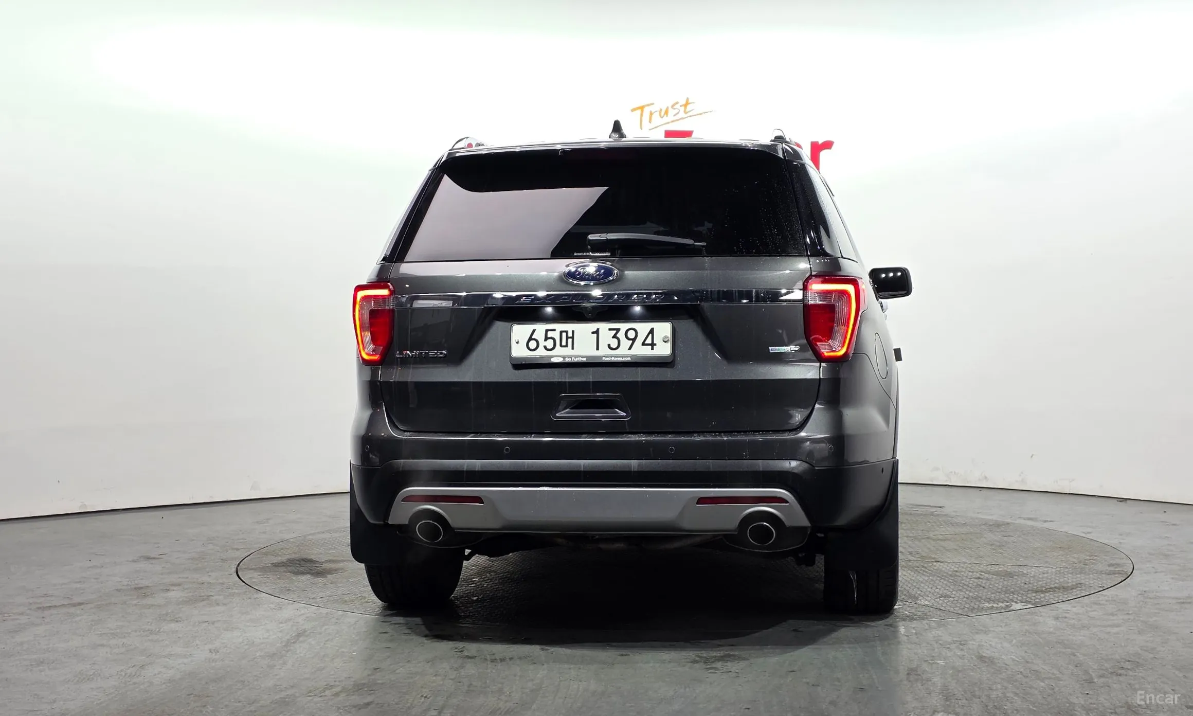 Ford Explorer превью 4