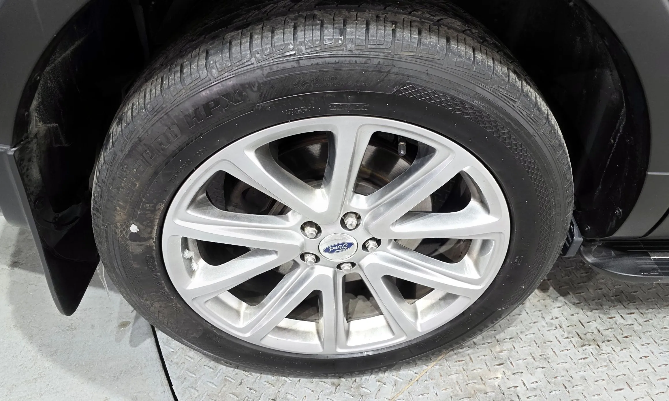 Ford Explorer превью 5