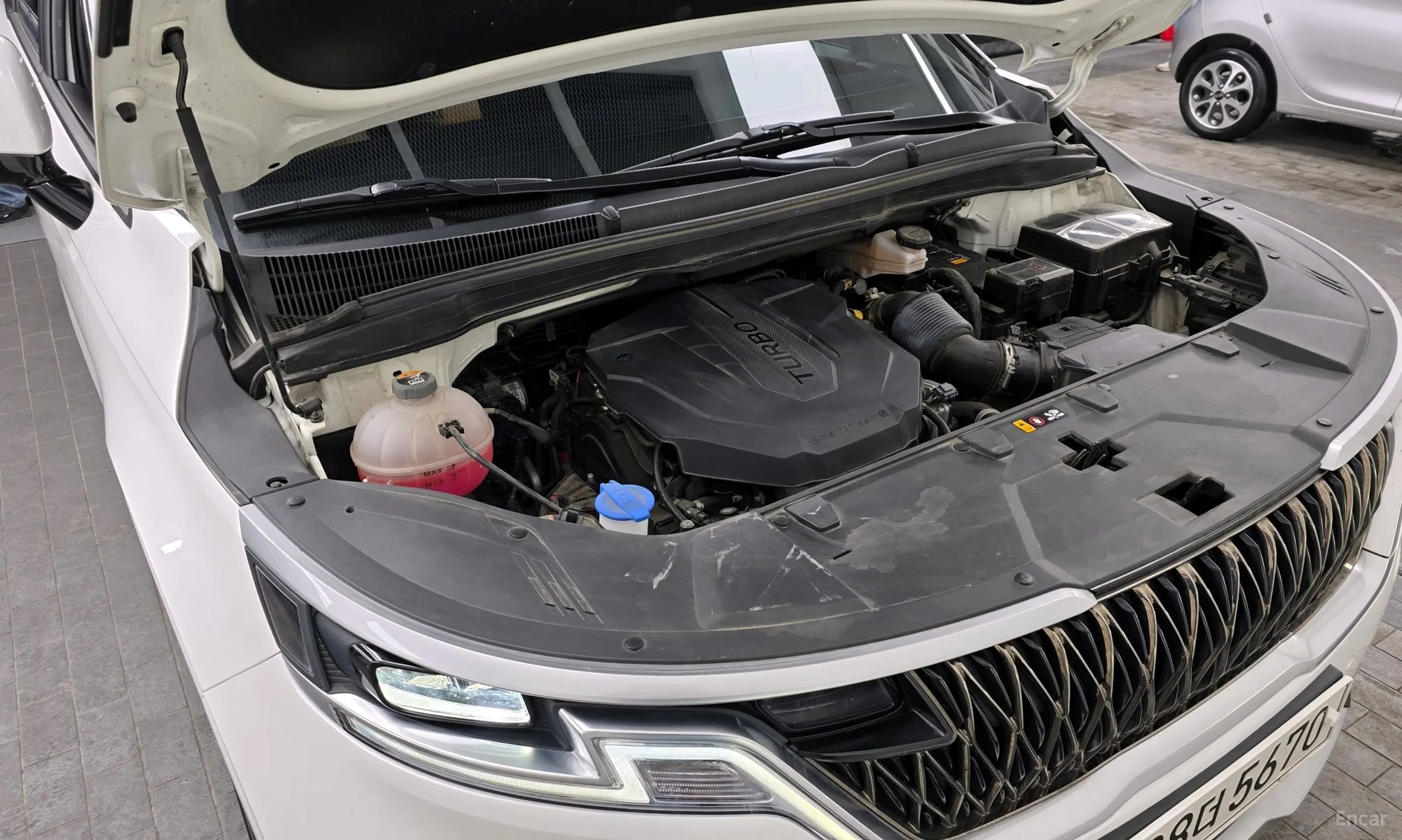 Kia Carnival Gen 4 превью 6