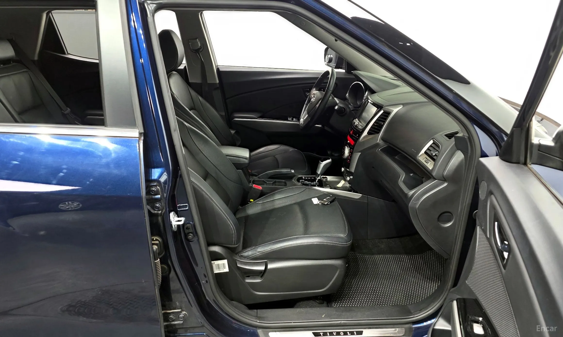 KG Mobility (SsangYong) Tivoli, Lazio превью 11
