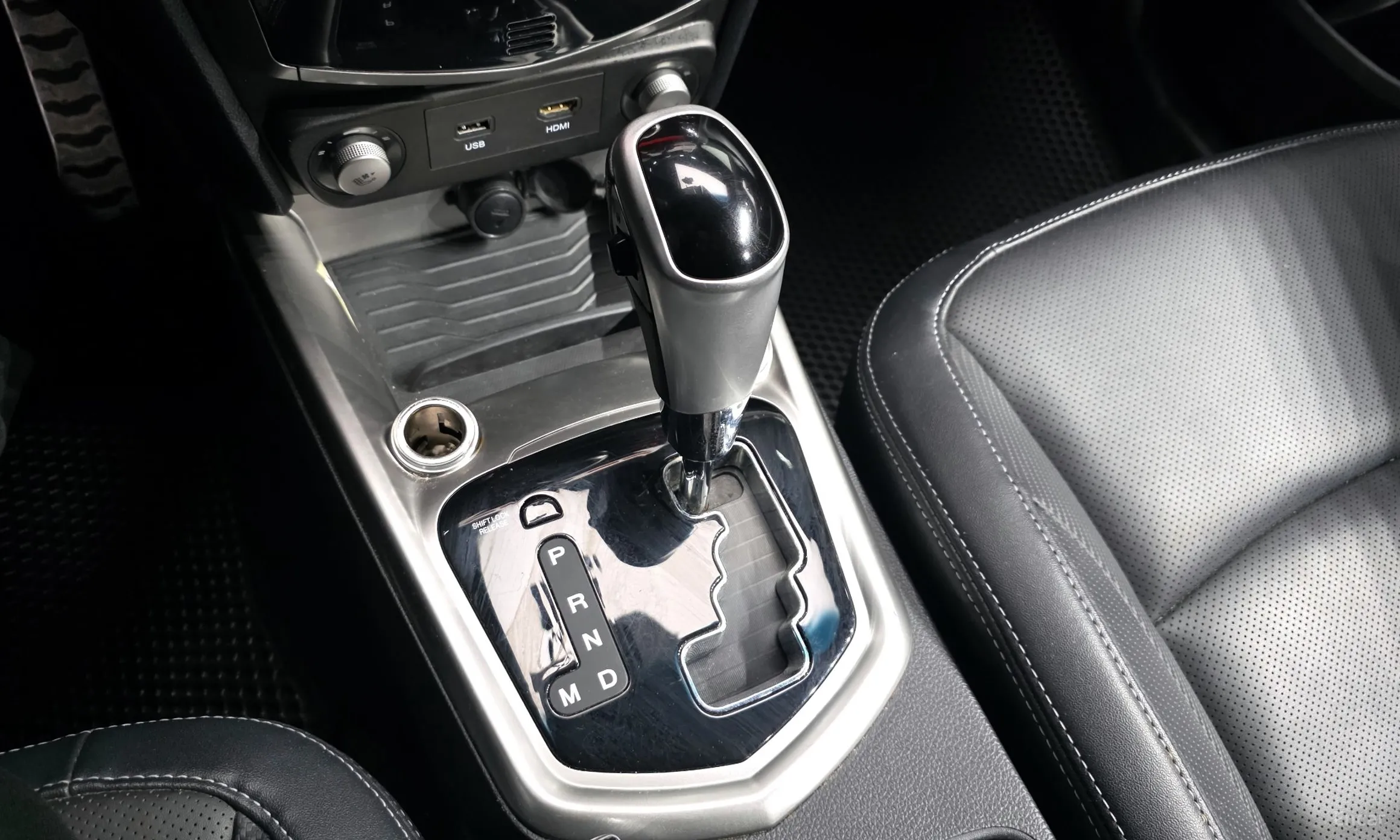 KG Mobility (SsangYong) Tivoli, Lazio превью 9