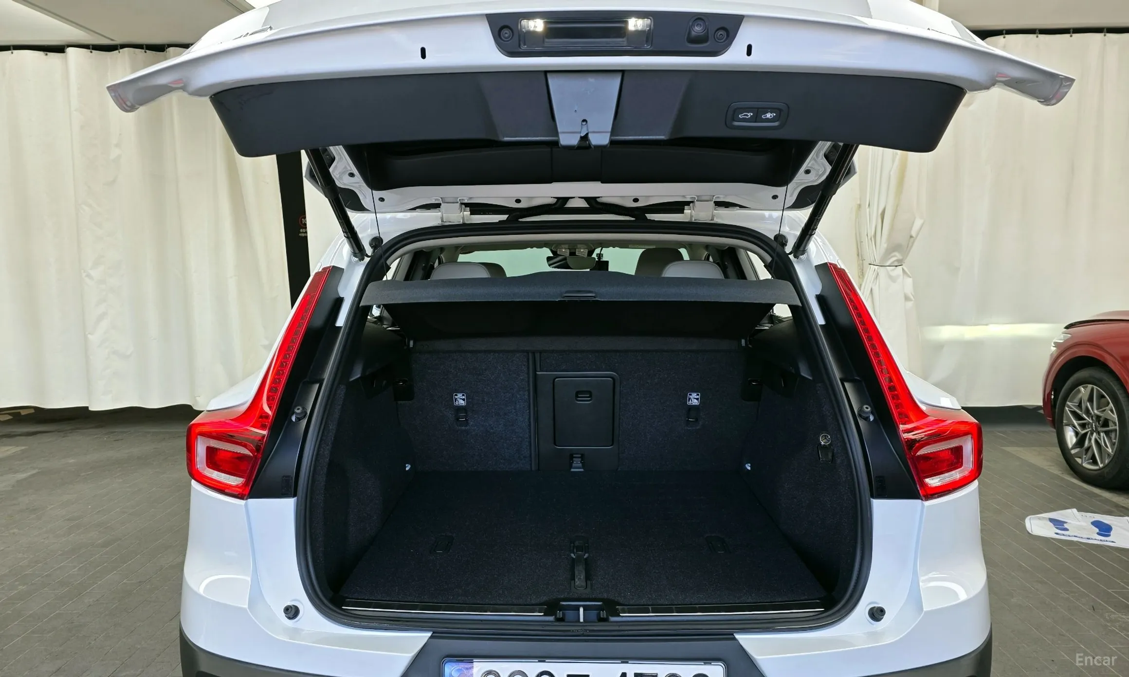 Volvo XC40 превью 20