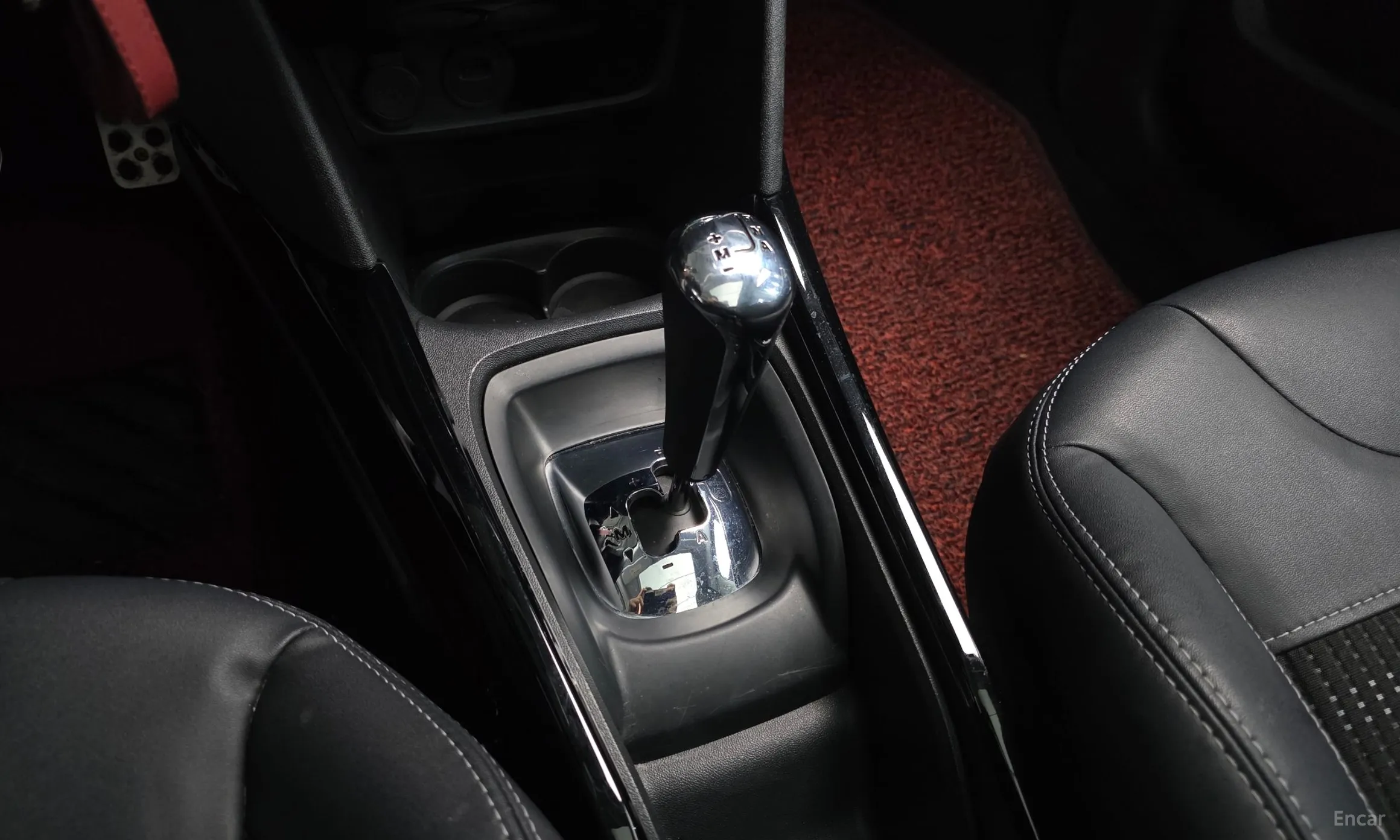 Peugeot 2008. превью 9