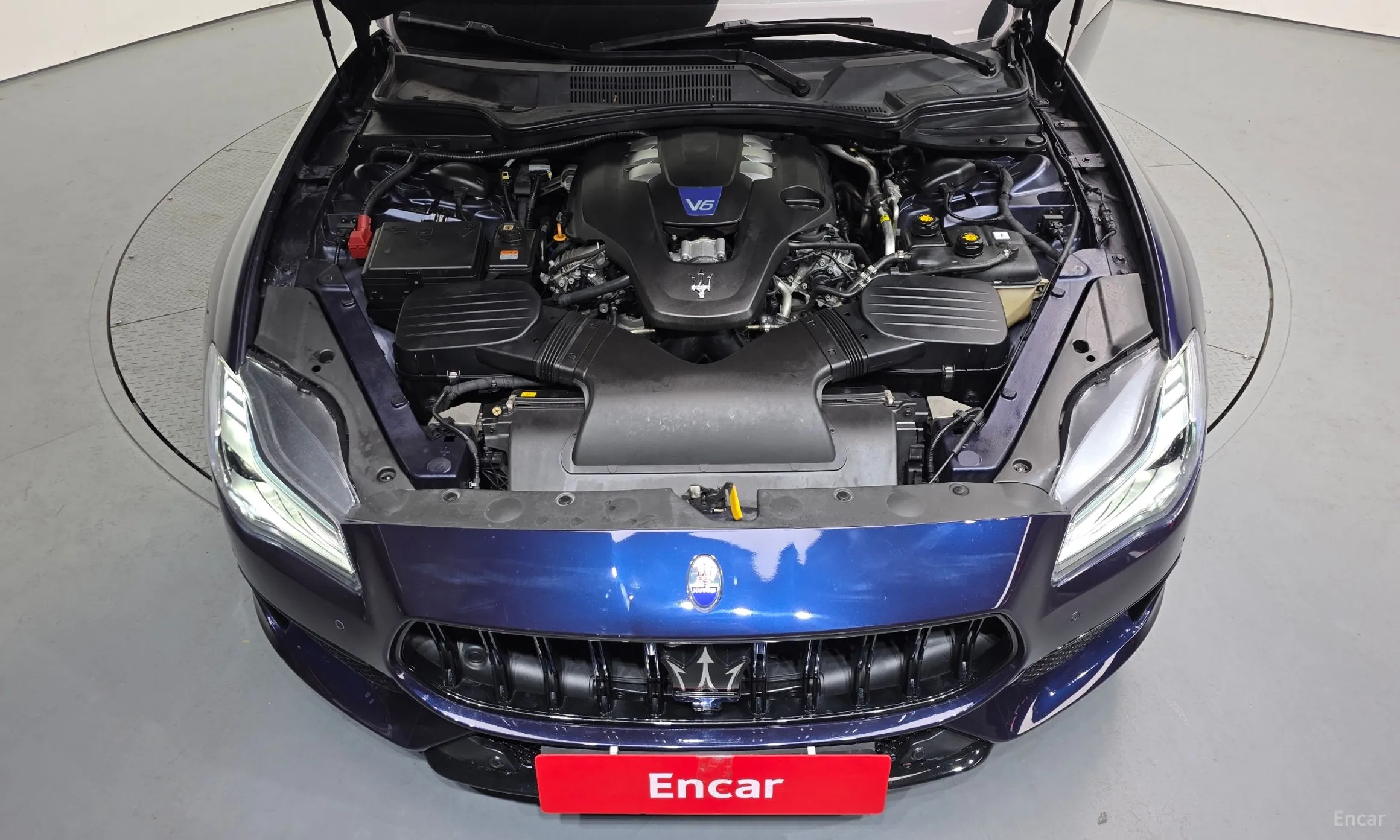 Maserati Quattroporte превью 6