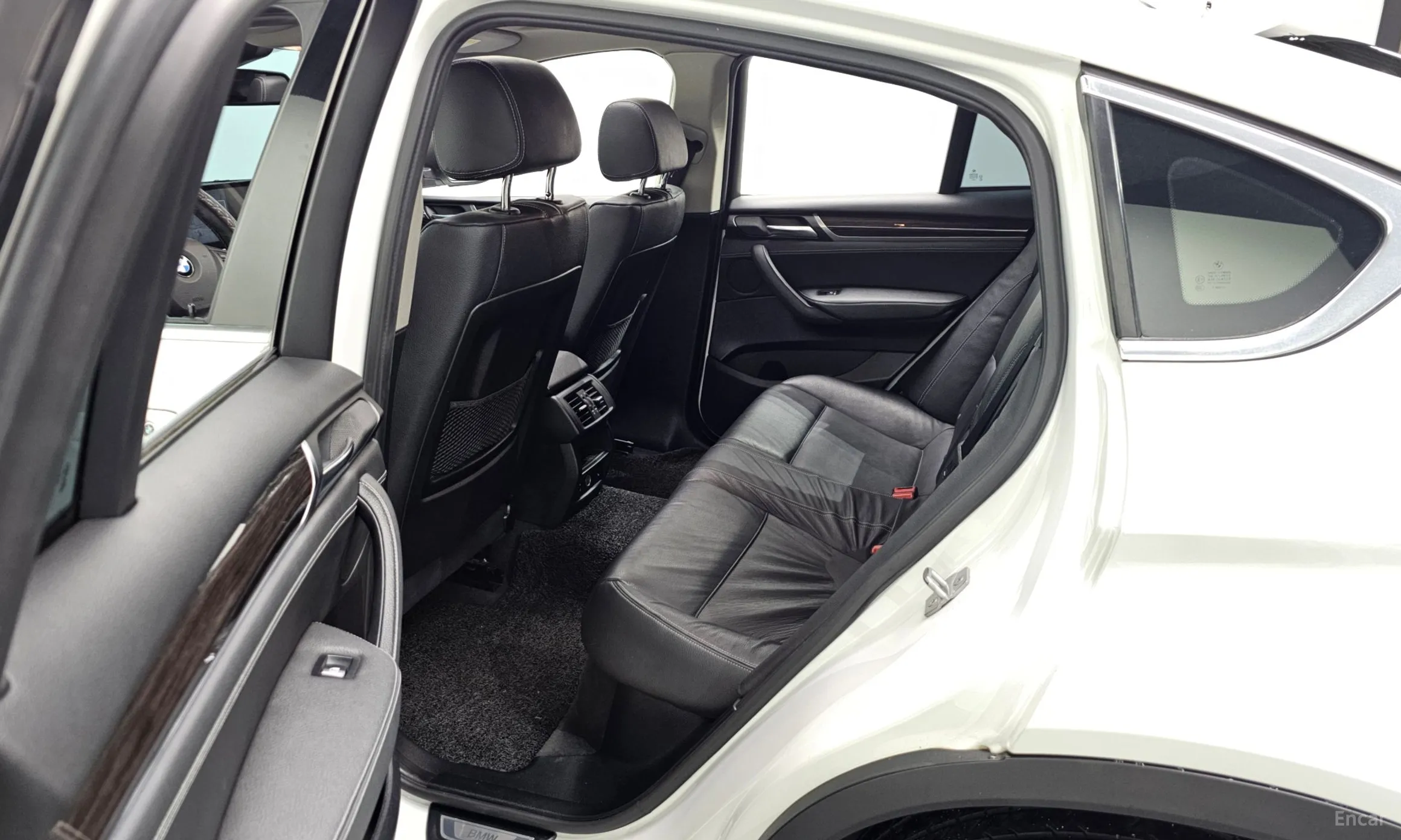 BMW X4 (F26) превью 12