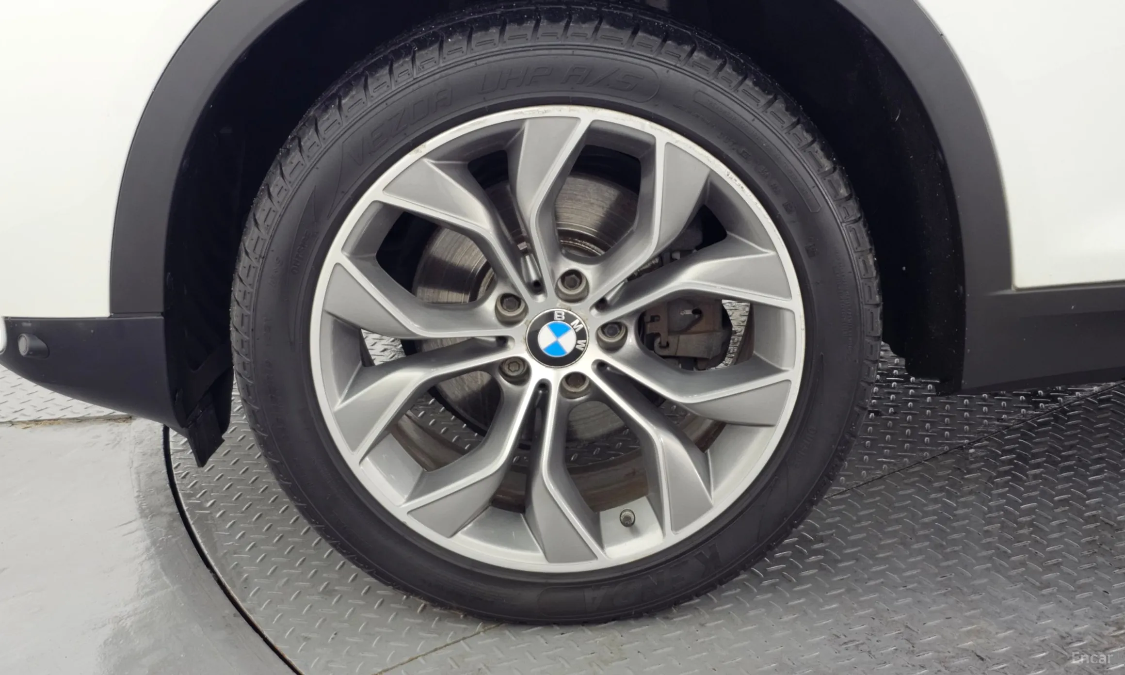 BMW X4 (F26) превью 5