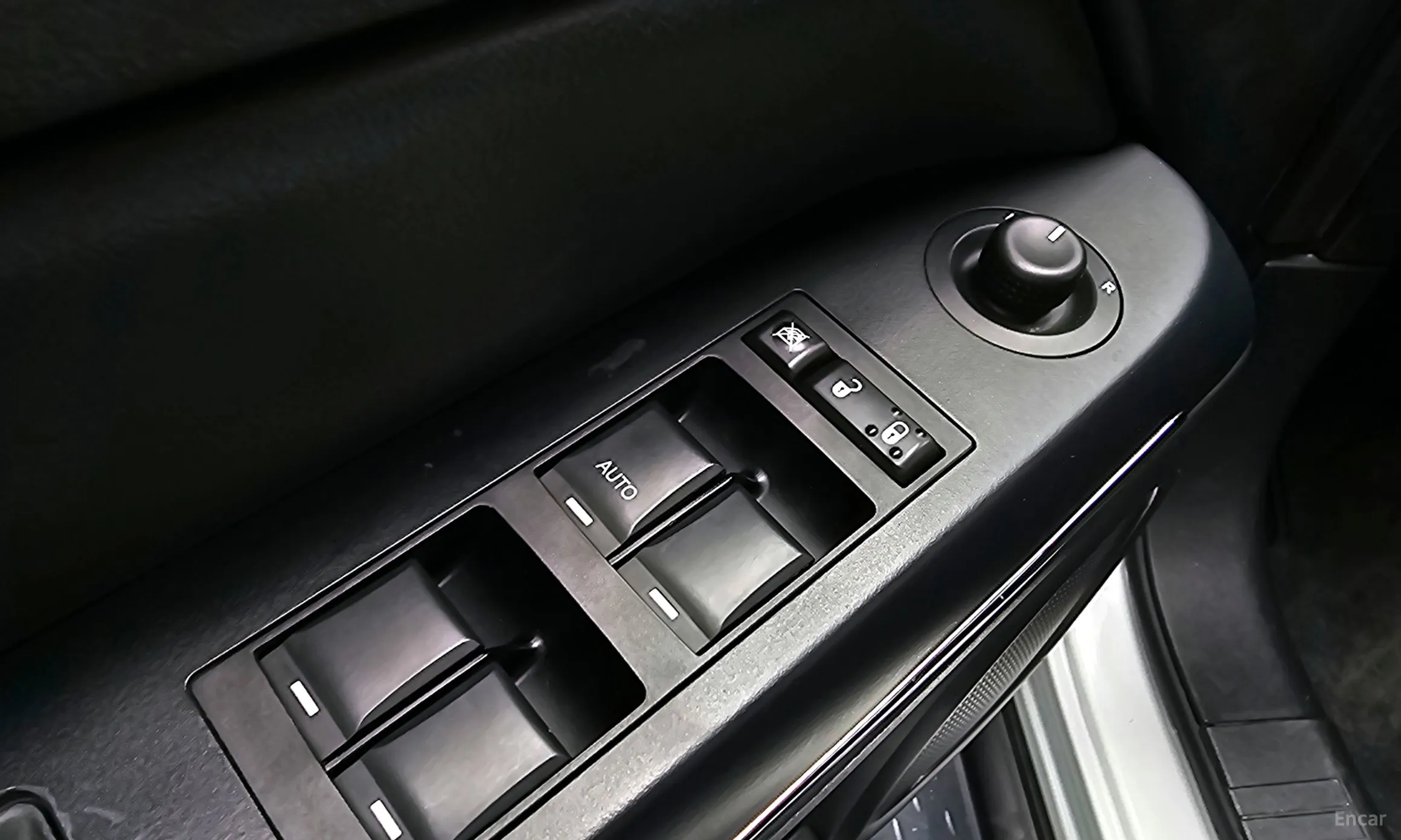 Jeep Compass превью 19